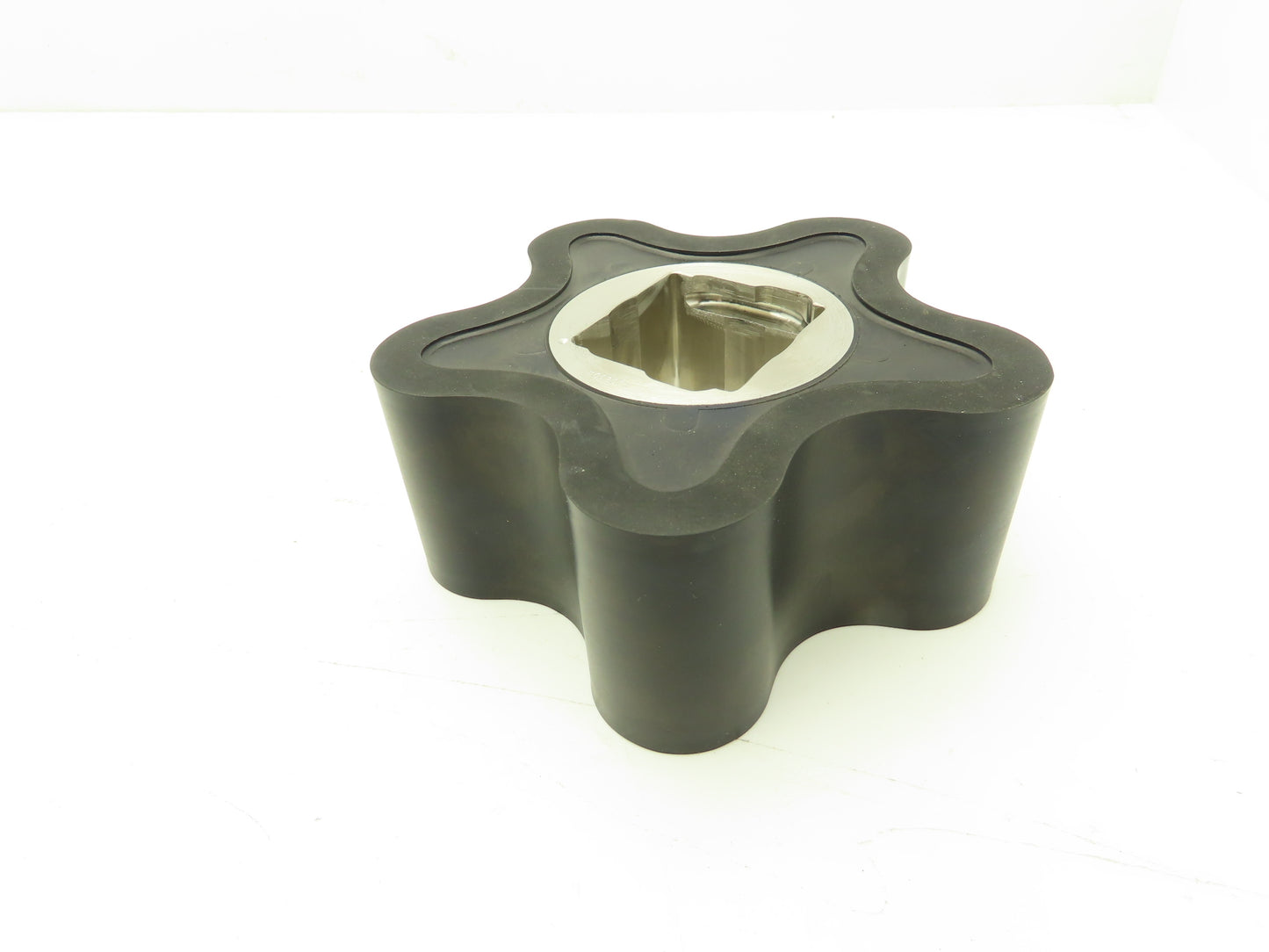 1D0810N Pump Rotor 5 Lobe Possible Nitrile rubber 5-3/4" Lobe-Lobe 2-3/8" W
