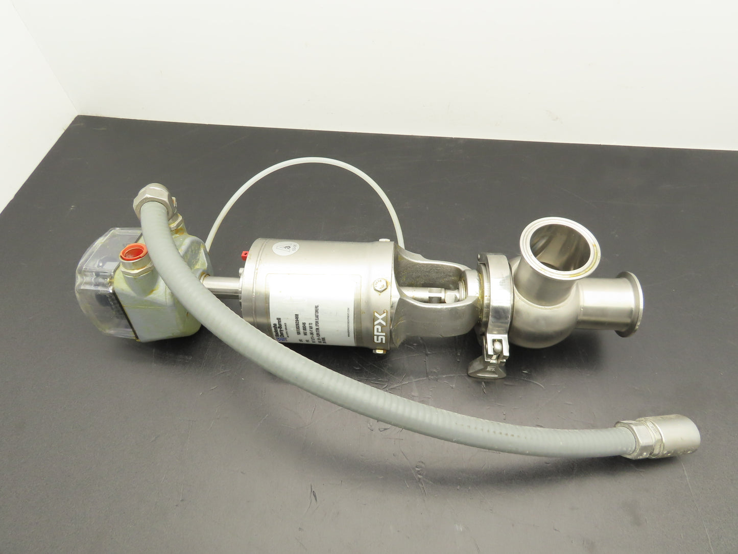 SPX Waukesha W6100046 Sanitary Shut-Off Valve 2" Tri-Clamp w/StoneL Prism Sensor