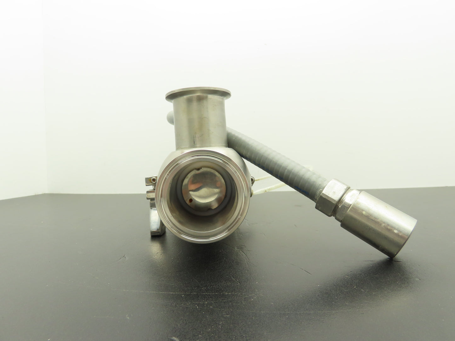 SPX Waukesha W6100046 Sanitary Shut-Off Valve 2" Tri-Clamp w/StoneL Prism Sensor