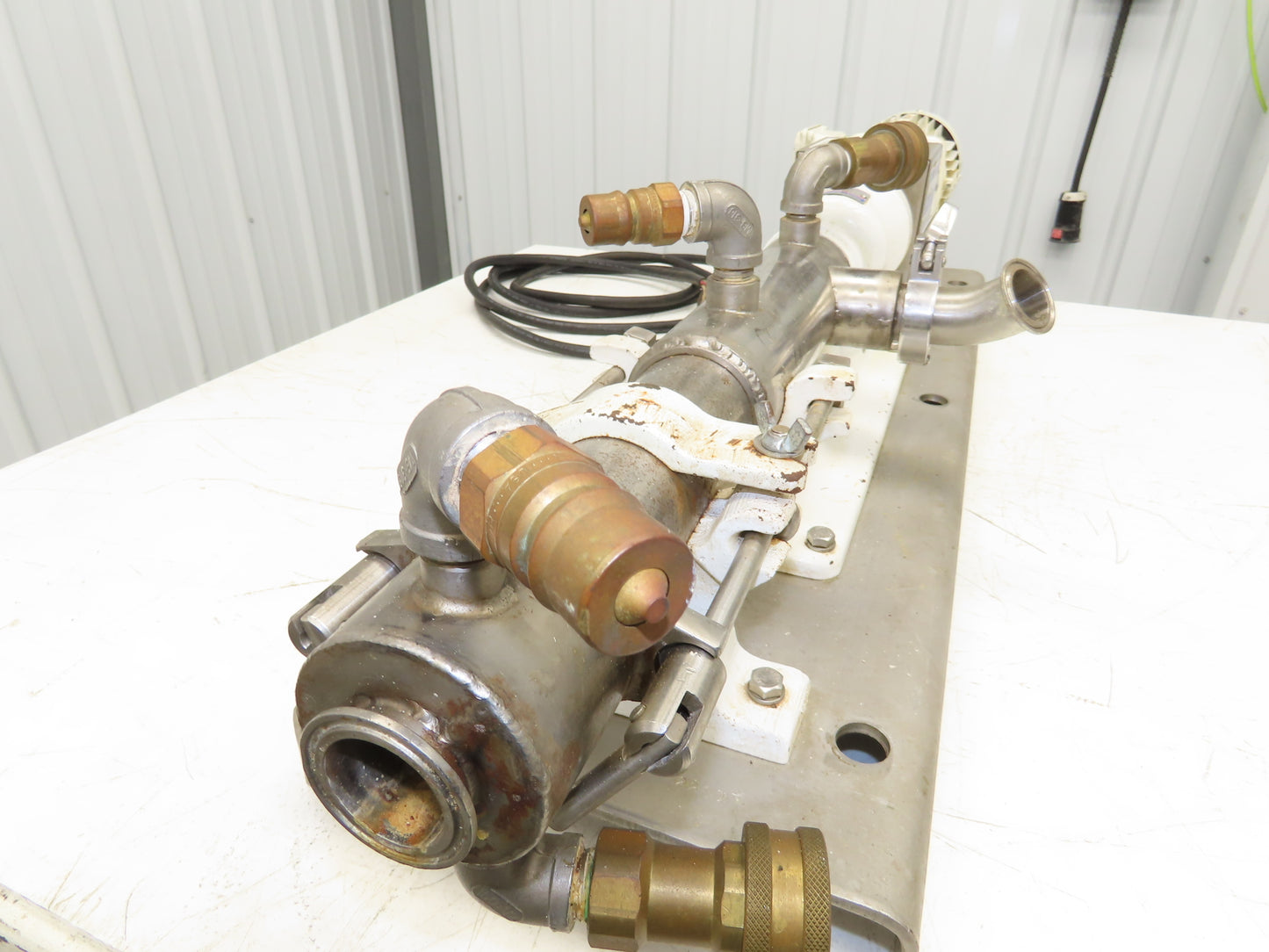 Moyno 2FH2SJG3SAA Sanitary Pump Progressive Cavity 1.5" Tri-Clamp 1Hp 3PH