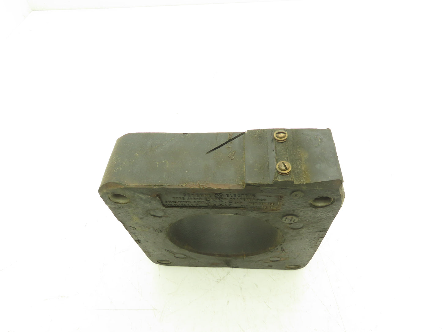 General Electric 857X61 JAH-0 Current Transformer Ratio 500:5 Amp 25-400Hz .6KV