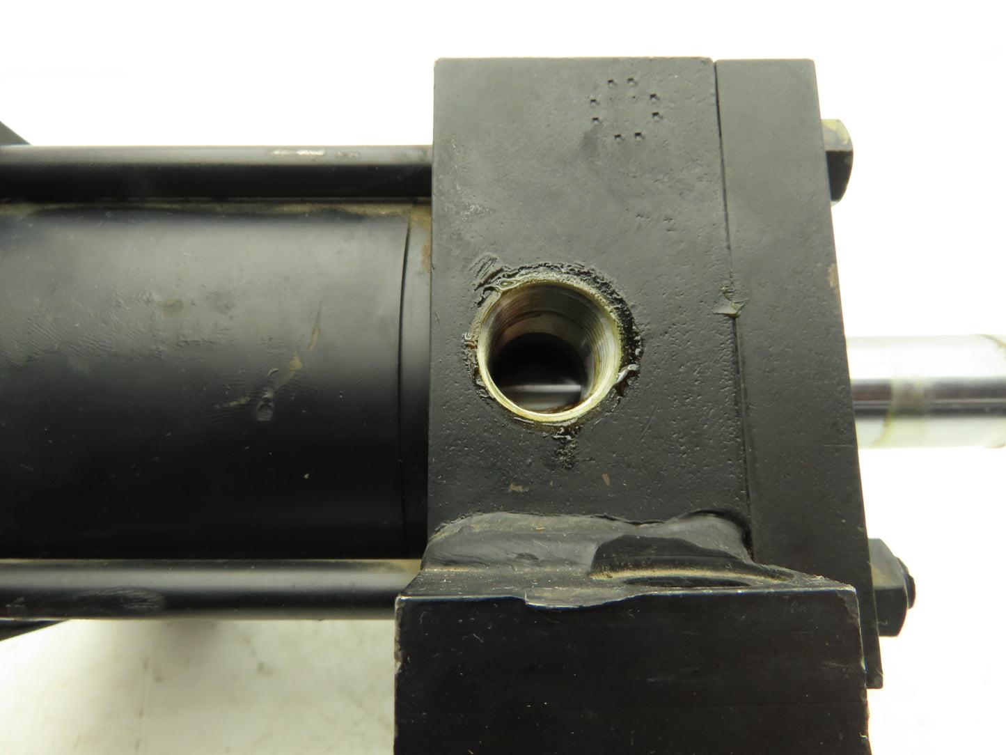 Parker C2AUS14 Pneumatic Air Cylinder 3-1/4" Bore 2" Stroke 250PSI