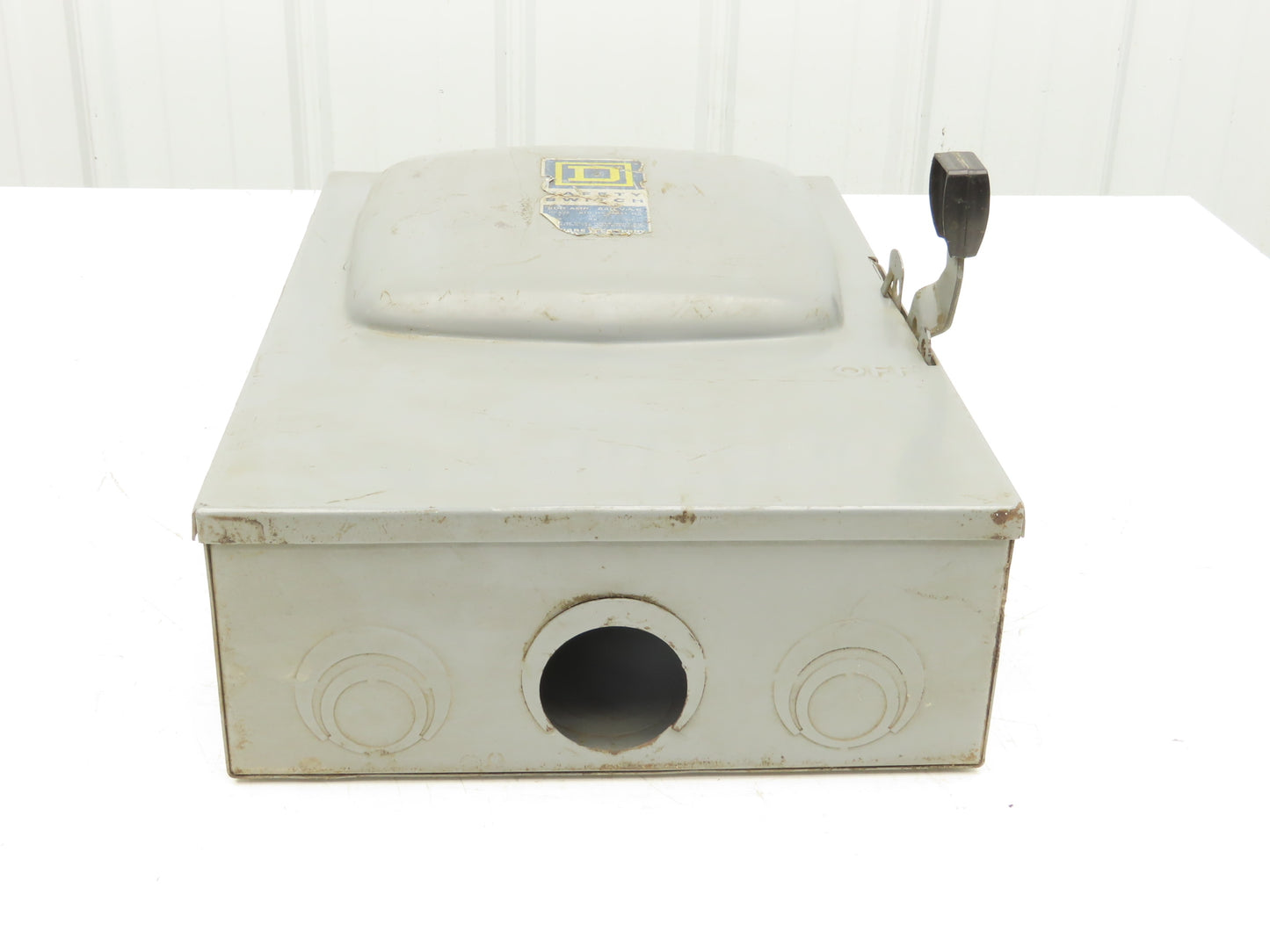 Square D D324 200A Fusible Safety Disconnect Switch Single Throw 240V 3 Pole