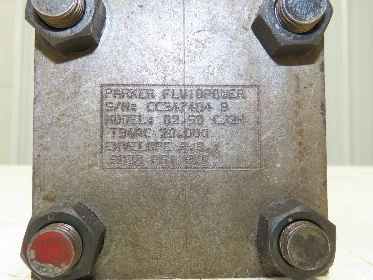 Parker CJ2H Hydraulic Cylinder 2.5" Bore 20" Stroke Flange Mount 3000psi