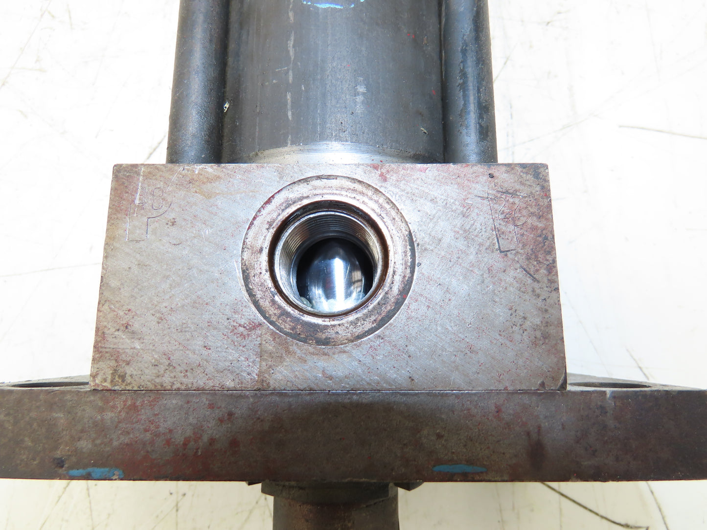 Parker CJ2H Hydraulic Cylinder 2.5" Bore 20" Stroke Flange Mount 3000psi
