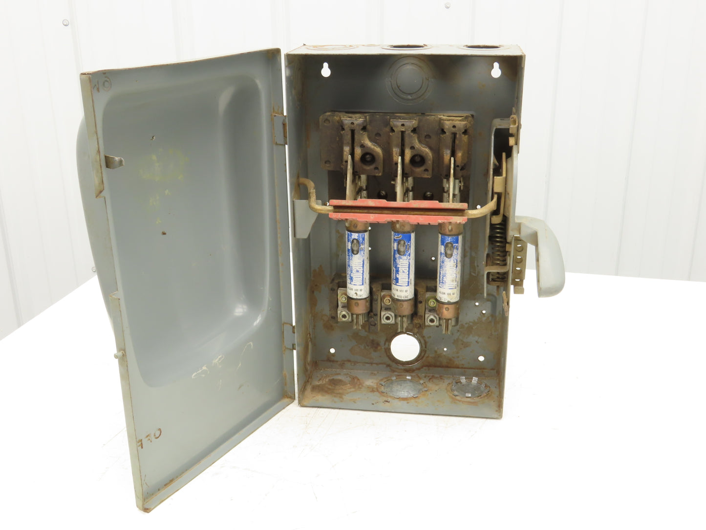 Square D NA 100A Fusible Disconnect Safety Switch Single Throw 3Ph 600V 3 Pole