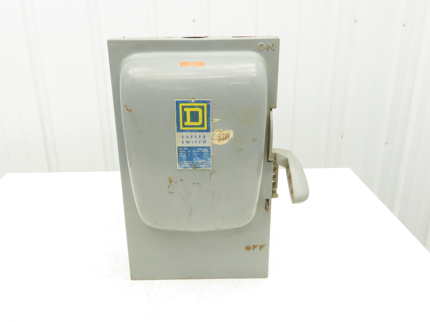 Square D NA 100A Fusible Disconnect Safety Switch Single Throw 3Ph 600V 3 Pole