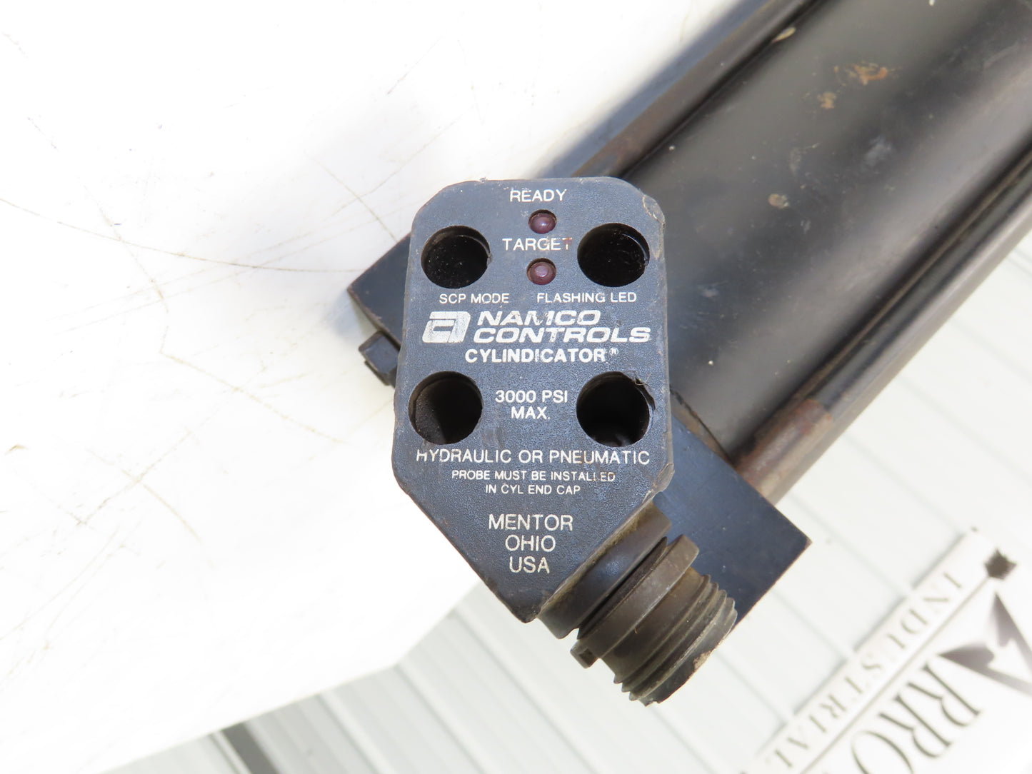 Parker D2AS13 Pneumatic Air Cylinder 4" Bore 17" Stroke 250PSI with Cylindicator