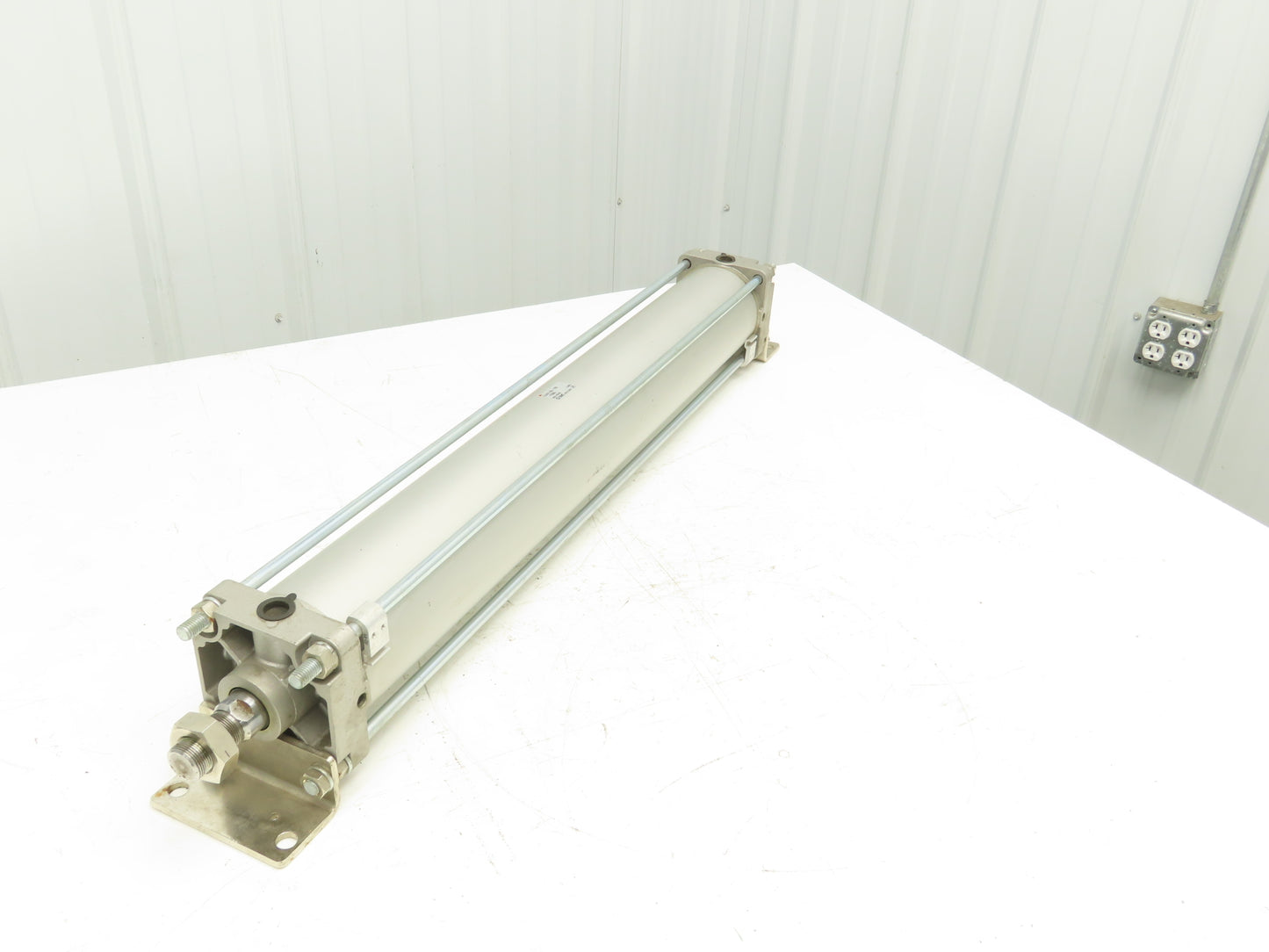 SMC CDA2L100-700-Y59BL Pneumatic Air Cylinder 100mm Bore 700mm Stroke 145psi