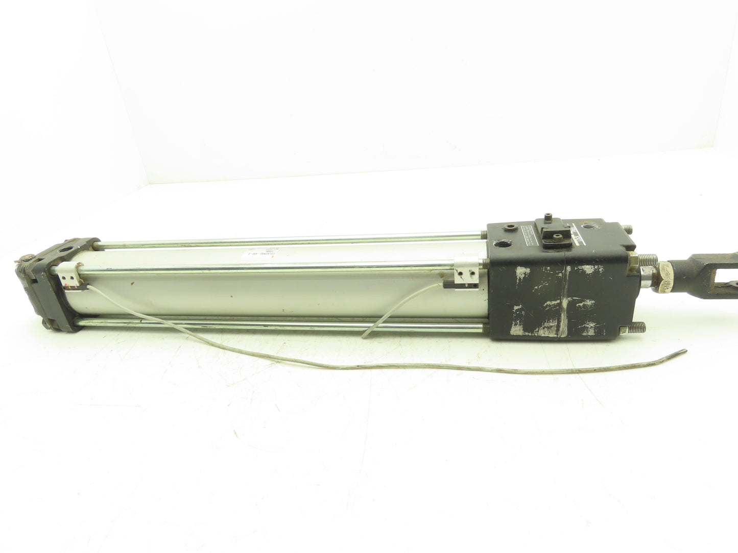 SMC Pneumatic Air Cylinder 63mm Bore 400mm Stroke 145psi with CLA-63 Rod Lock