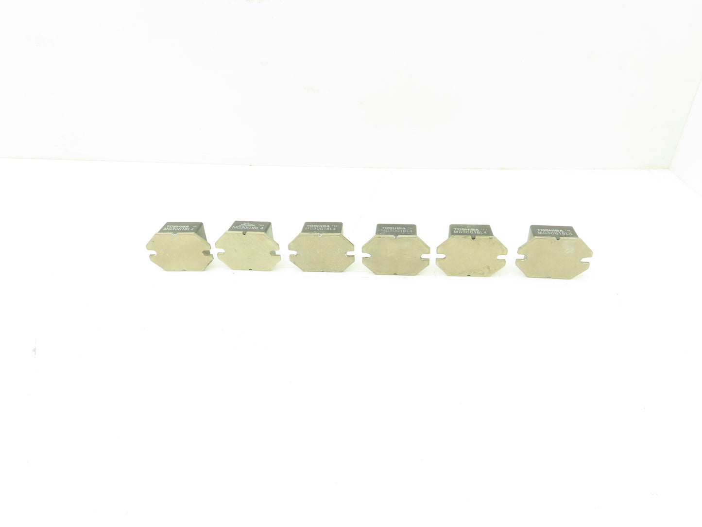Toshiba MG30G1BL4 Bipolar Transistor GTR Module Block Lot of 6