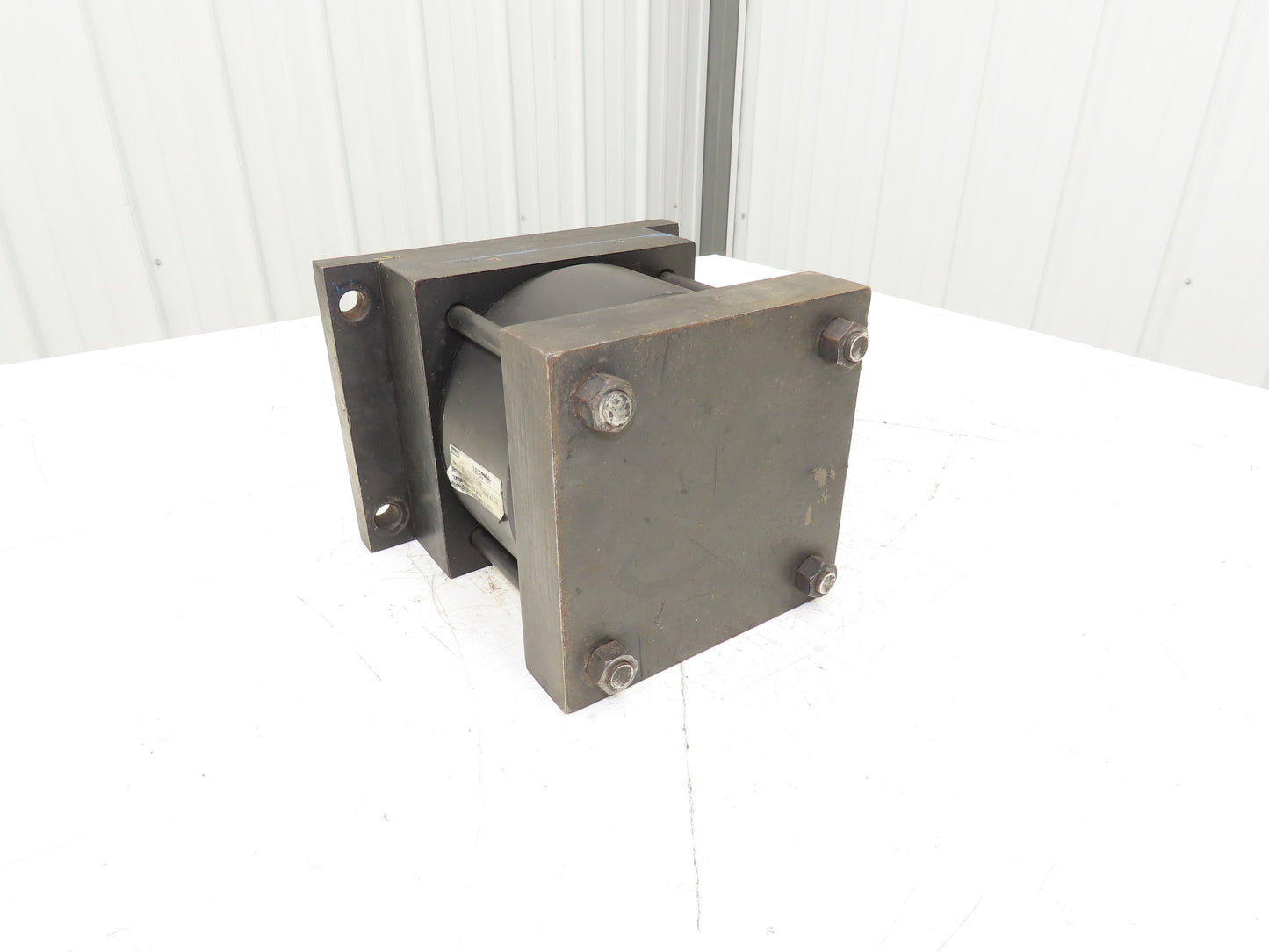 Parker 6.00 J2AUS14 2.000 Pneumatic Air Cylinder 6" Bore 2" Stroke 250PSI
