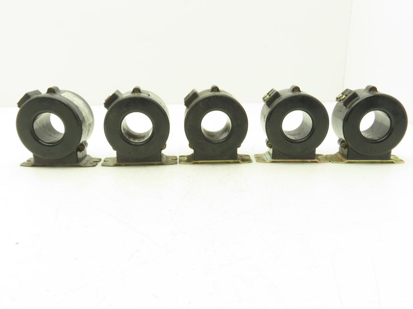 Kasuga CT153K Current Transformer VA Sec Cur 5A 600V Max 50/60Hz Lot of 5