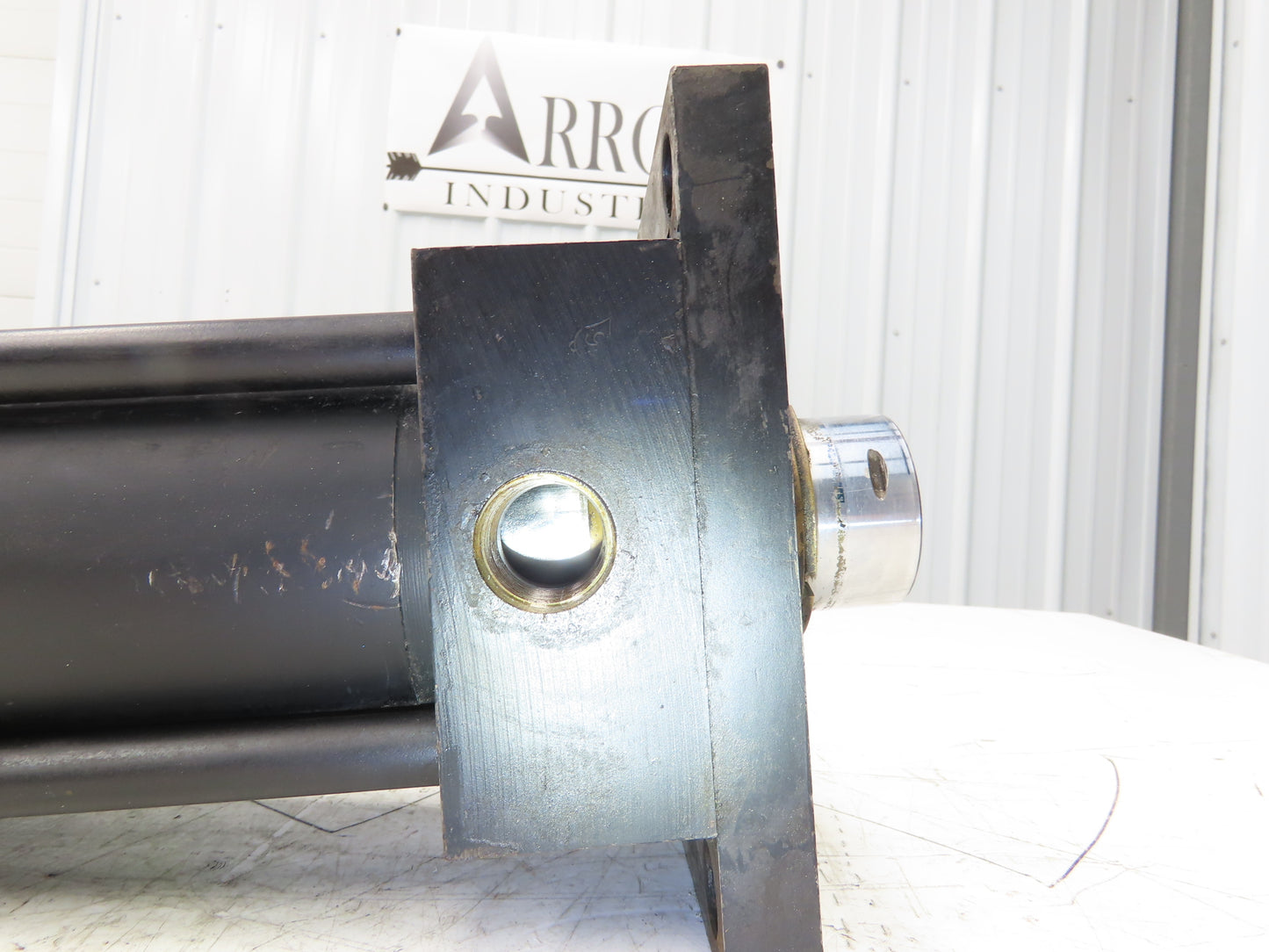 Parker J2HS23 Hydraulic Cylinder 3.25" Bore 6" Stroke Flange Mount 1500psi