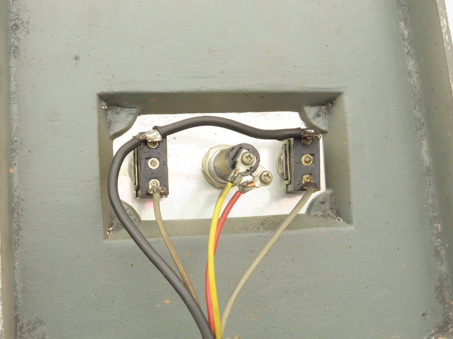 KBC 350 Band Saw Welder/Grinder w Cutter 115/230 VAC Off 350 Metal Band Saw