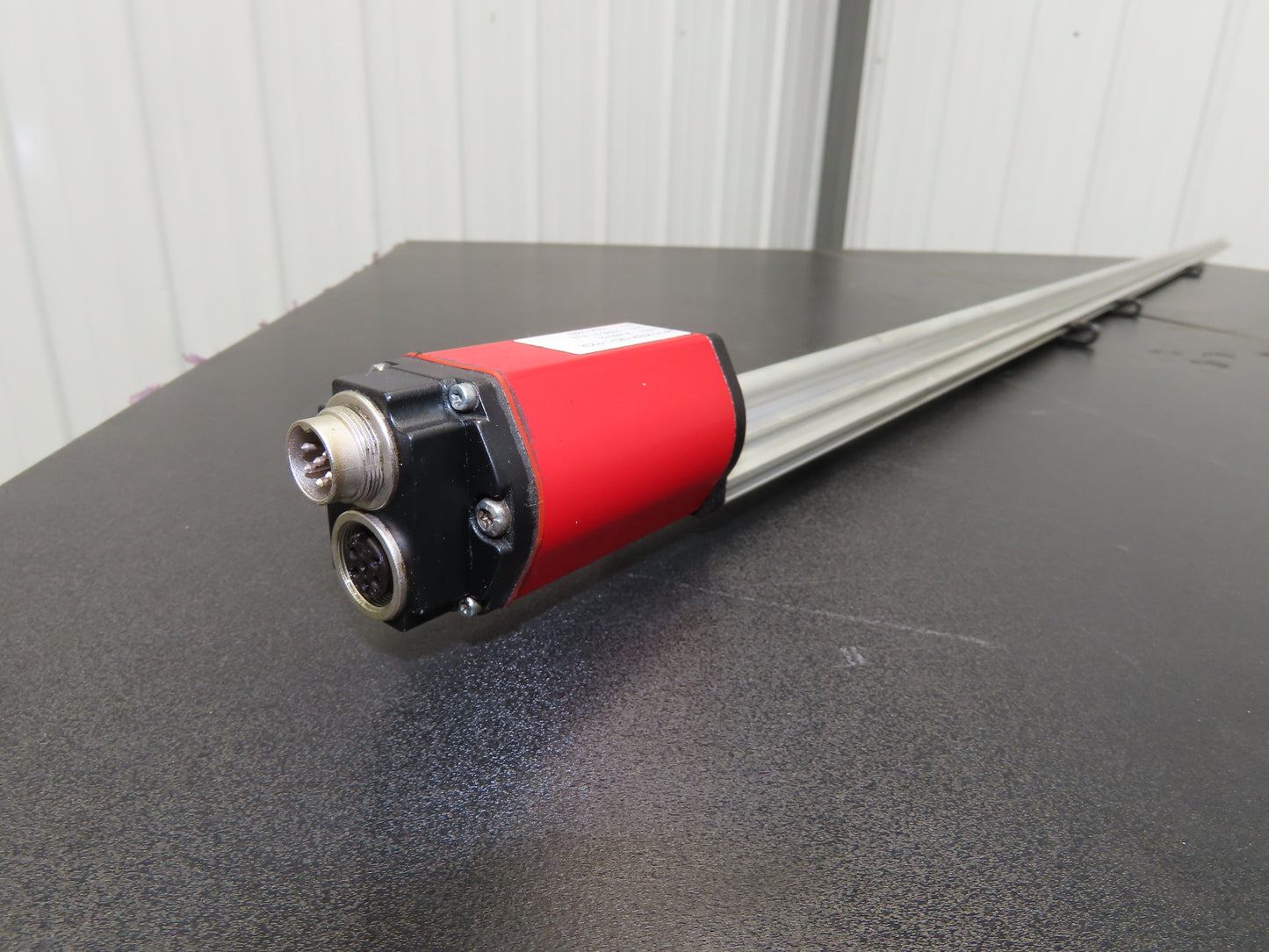 Temposonics RP-M-2000M-D63-1-P202 R-Series RP Position Sensor 2000mm Stroke 24V