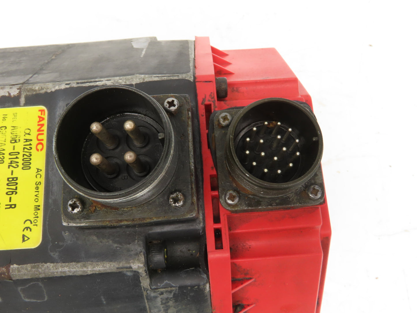 Fanuc A06B0142B076R AC Servo Motor 2.1kW 186V 3Ph 2000RPM Encoder A8600360V511