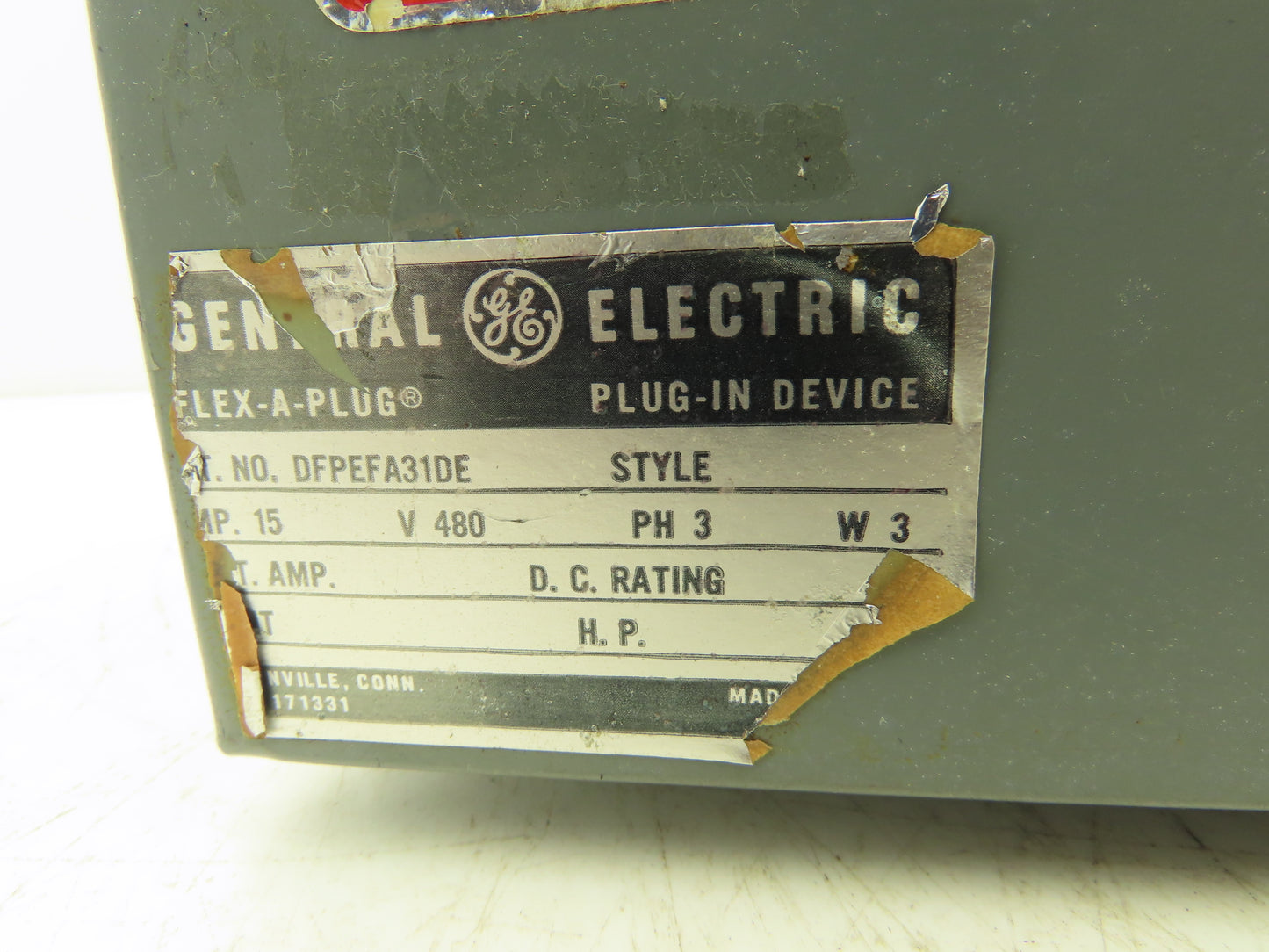 GE DFPEFA31DE 3-Pole Circuit Breaker Bus Flex-a-Plug 15A 480VAC 3Ph Plug-In