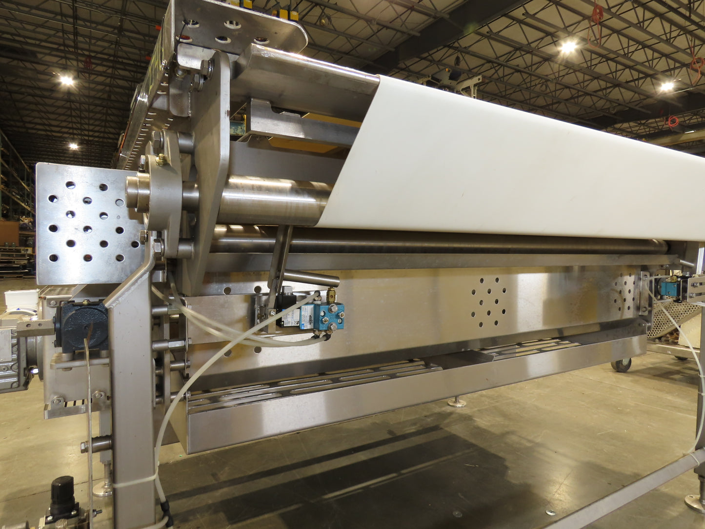 Woods 70"W x 74"L Sanitary Food Grade Infeed Conveyor 55"W Belt 480V 3PH 57FPM