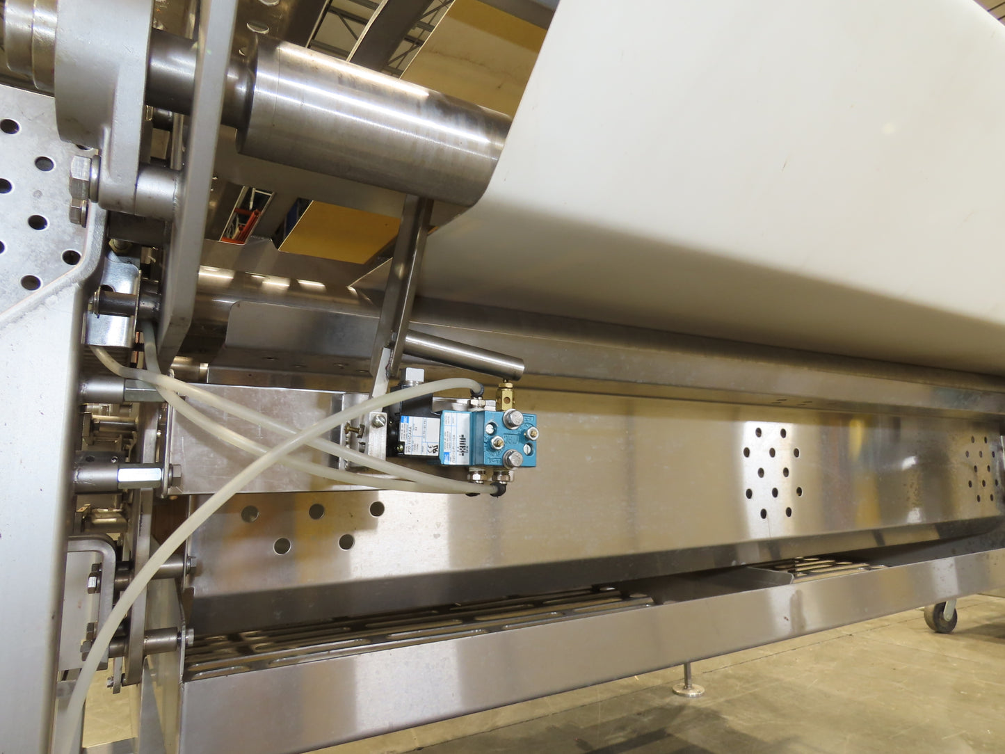 Woods 70"W x 74"L Sanitary Food Grade Infeed Conveyor 55"W Belt 480V 3PH 57FPM