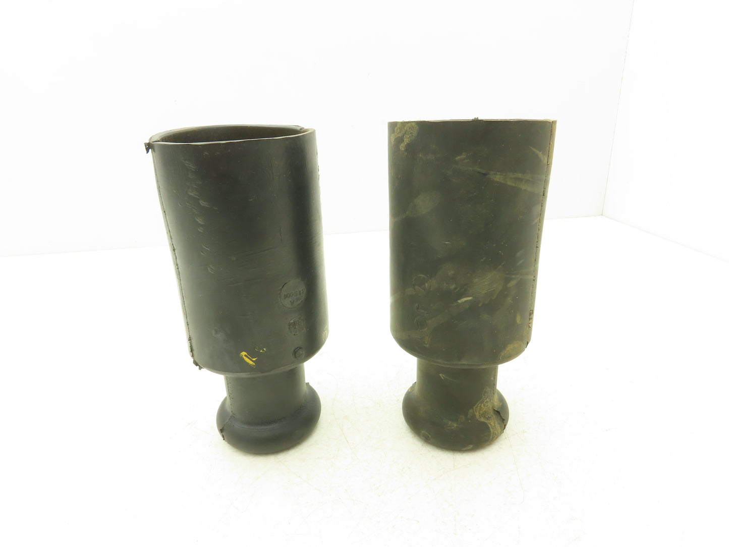 NA A315004 Seal, Male 7-1/2" x 3-5/16" Lot of 2