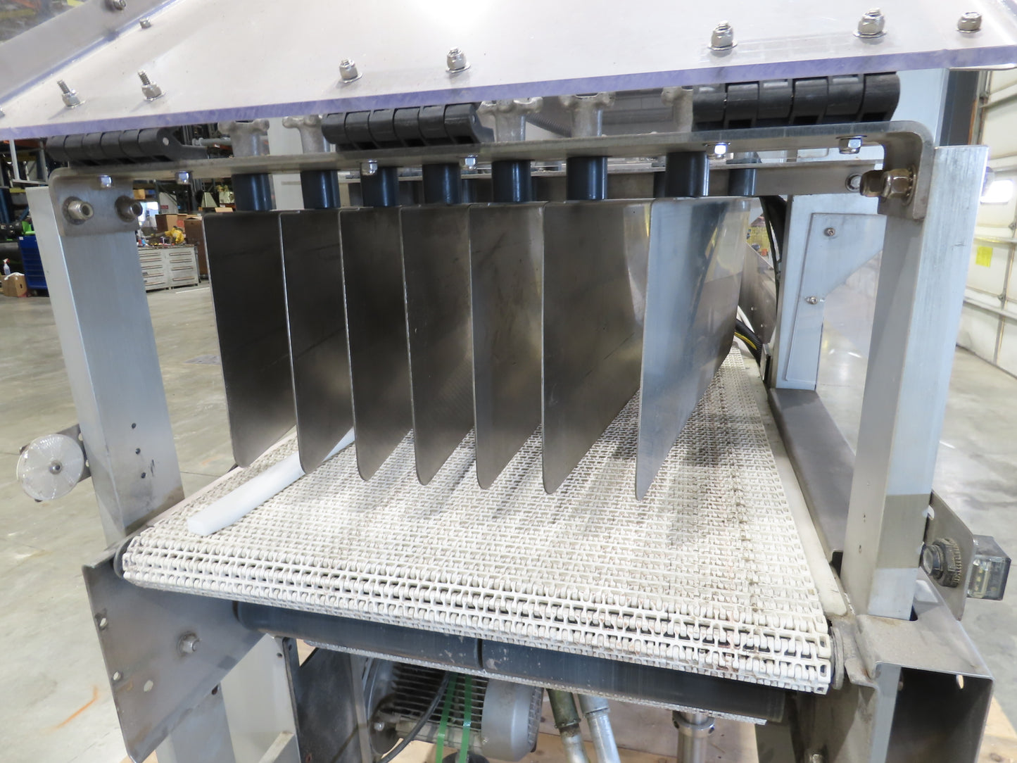 Fallas R400 8.1 Robotic Pick and Place Case Packer Infeed Sorter Conveyor 480V