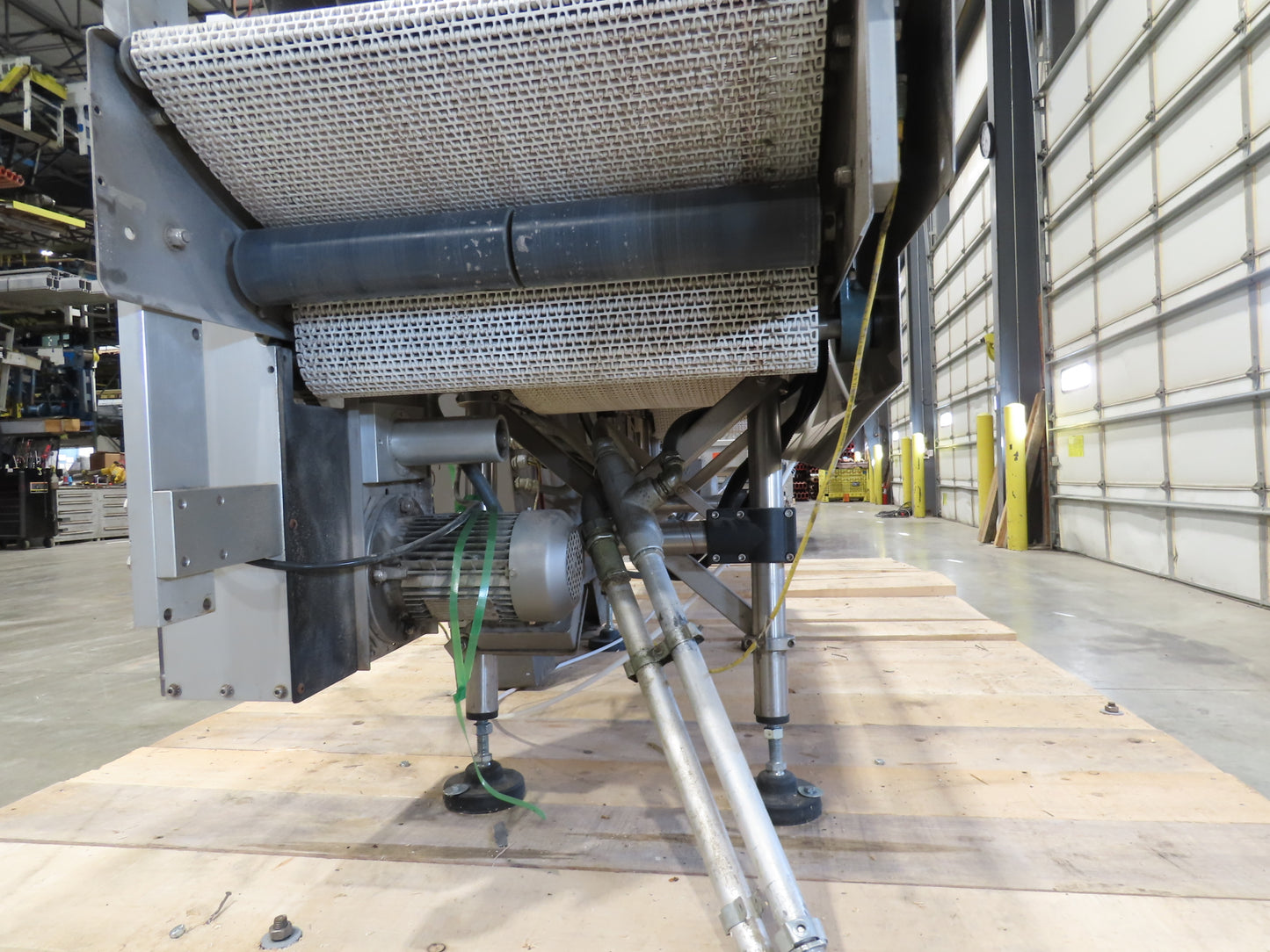 Fallas R400 8.1 Robotic Pick and Place Case Packer Infeed Sorter Conveyor 480V