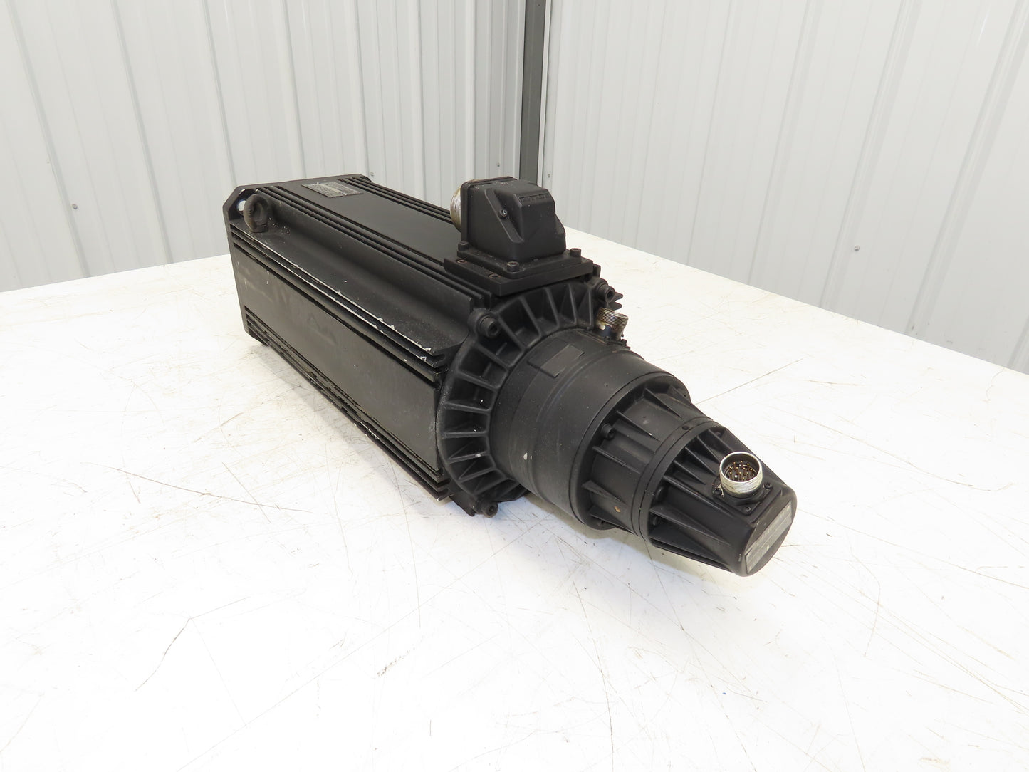 Rexroth Indramat MAC112D-0-ED-4-C130-A-0WI511LVS005 Permanent Magnet Servo Motor