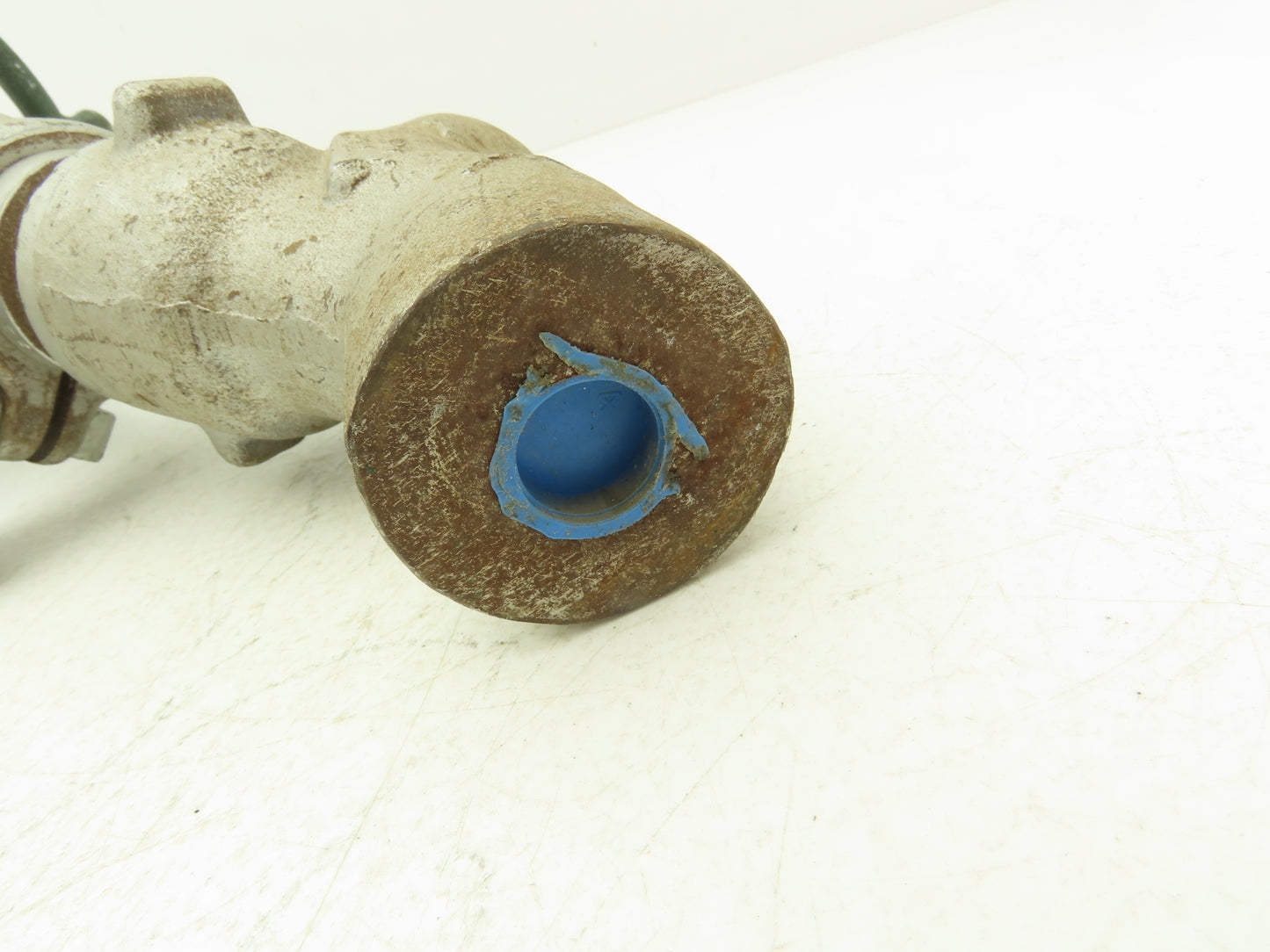 Edward D36124 Univalve Globe Valve Y-Pattern 1/2" Socket Weld 1330psi Class 1690