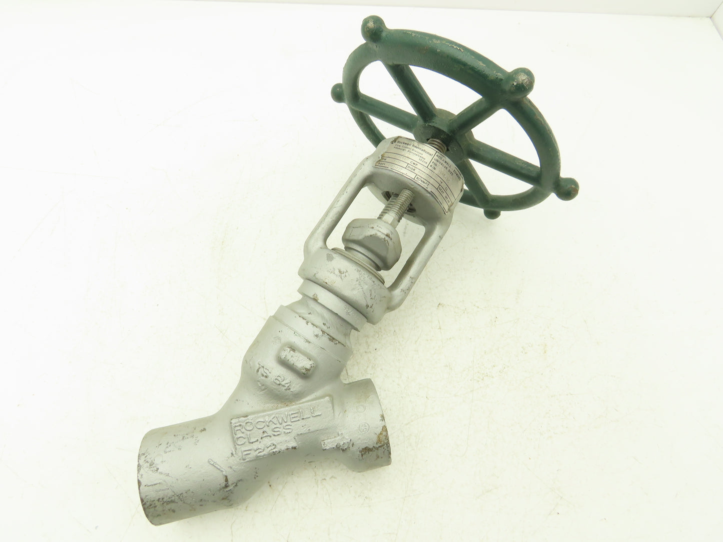 Rockwell Edward B36124 Univalve Globe Valve Y-Pattern 1/2"Socket Weld 1880psi