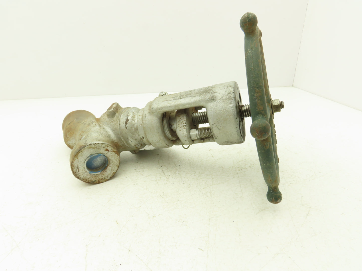 Edward D36124 Univalve Globe Valve Y-Pattern 3/4" Socket Weld 1510psi Class 1690