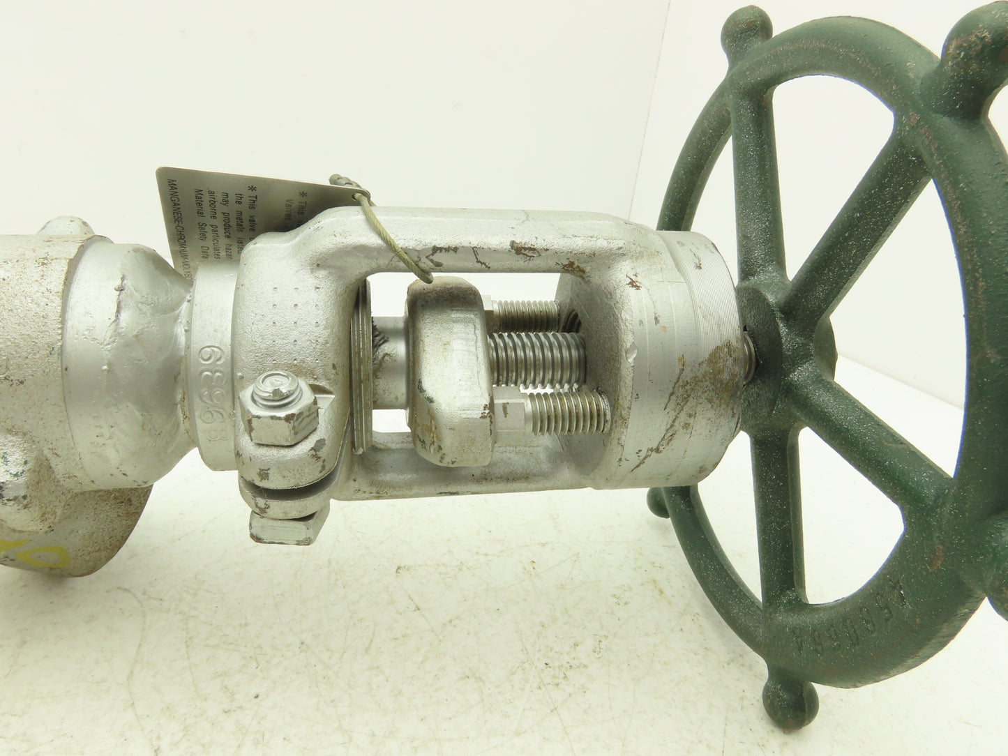 Edward D36124 Univalve Globe Valve Y-Pattern 1" Socket Weld 1335psi Class 1690