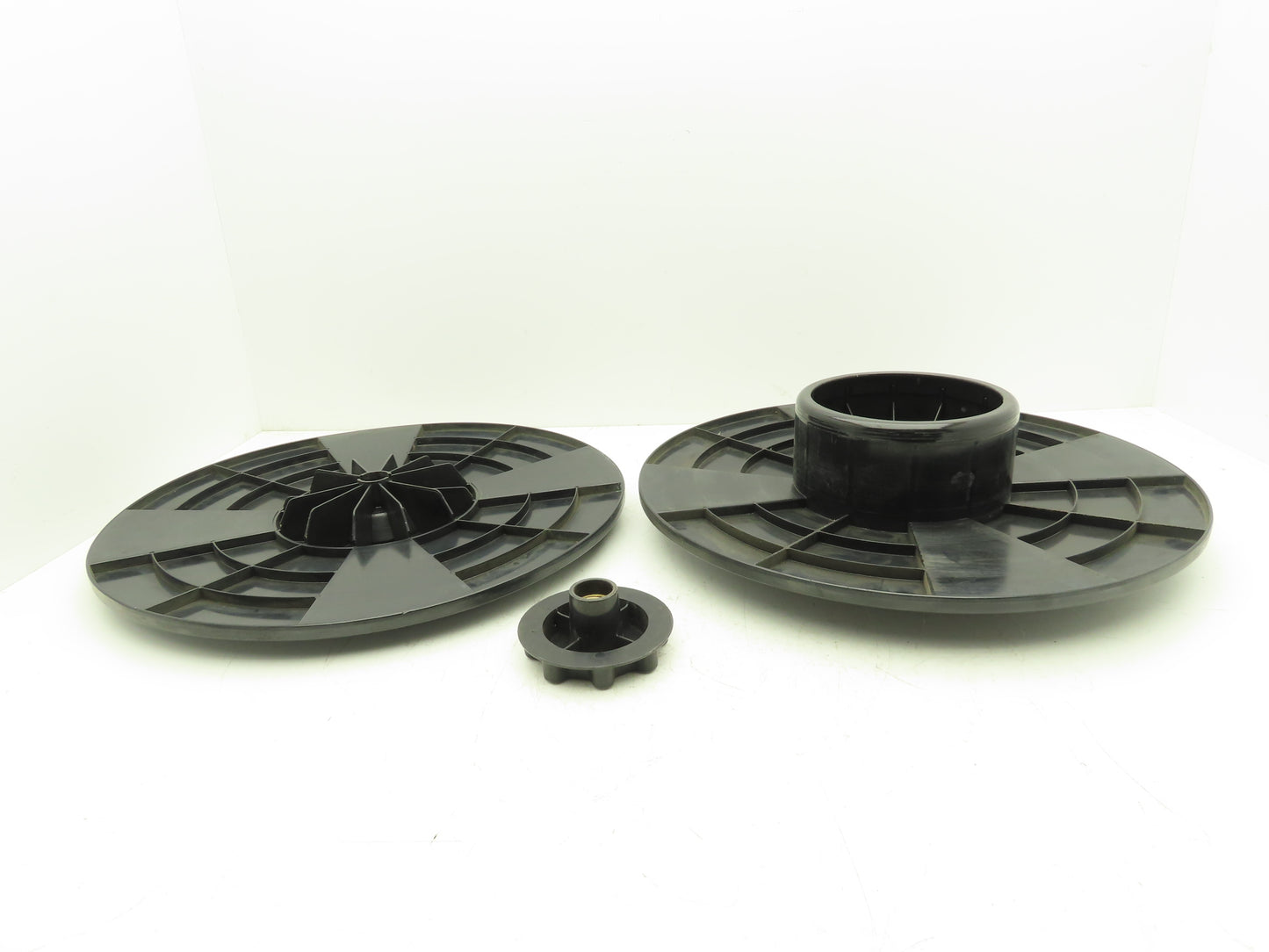 Transpak NA Strap/Band Roll Holder Spool 19.5" Hub Nut Slotted Side Has Crack