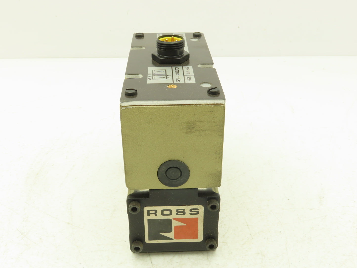 Ross 8076B4342 Pneumatic Directional Solenoid Pilot Valve 115V 80 Series