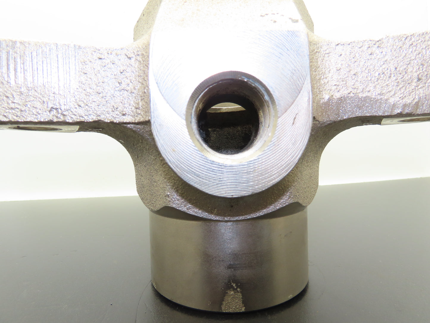 Graco 255605 Outlet Housing 6200PSI for L200CS Series J15A