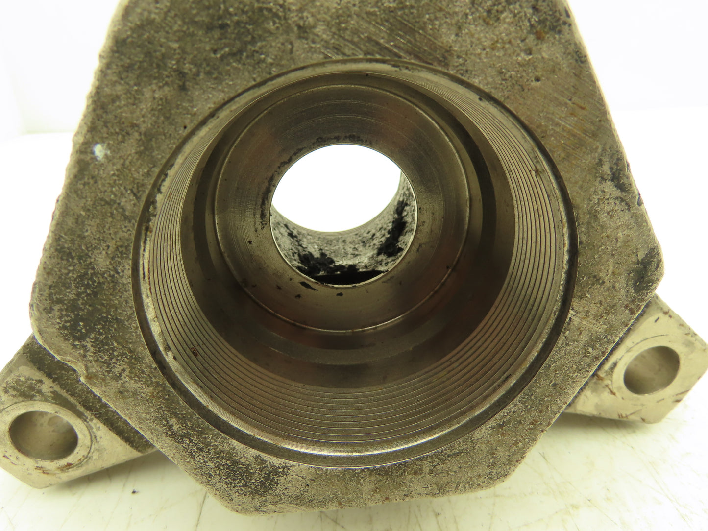 Graco 255605 Outlet Housing 6200PSI for L200CS Series L13A