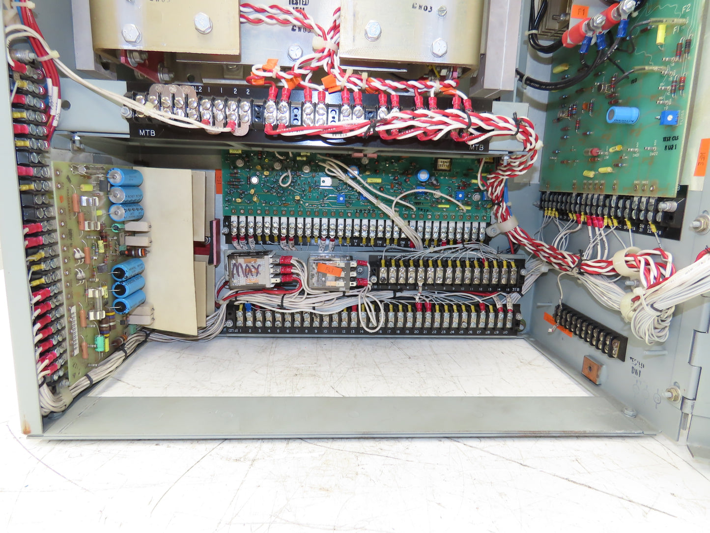 General Electric Valutrol DC Adjustable Speed Drive 600VAC 3PH Input *Read