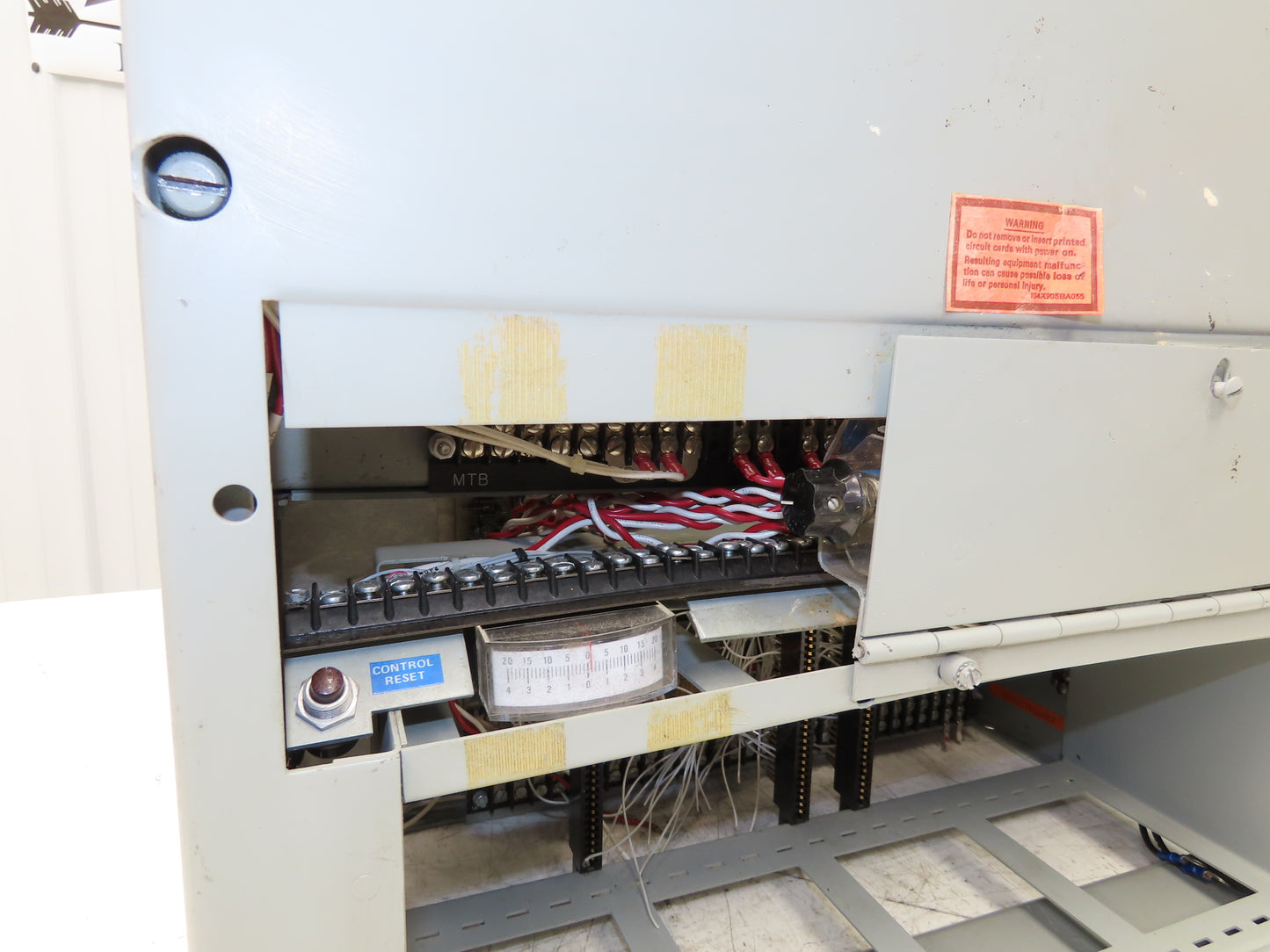 General Electric Valutrol DC Adjustable Speed Drive 600VAC 3PH Input *Read
