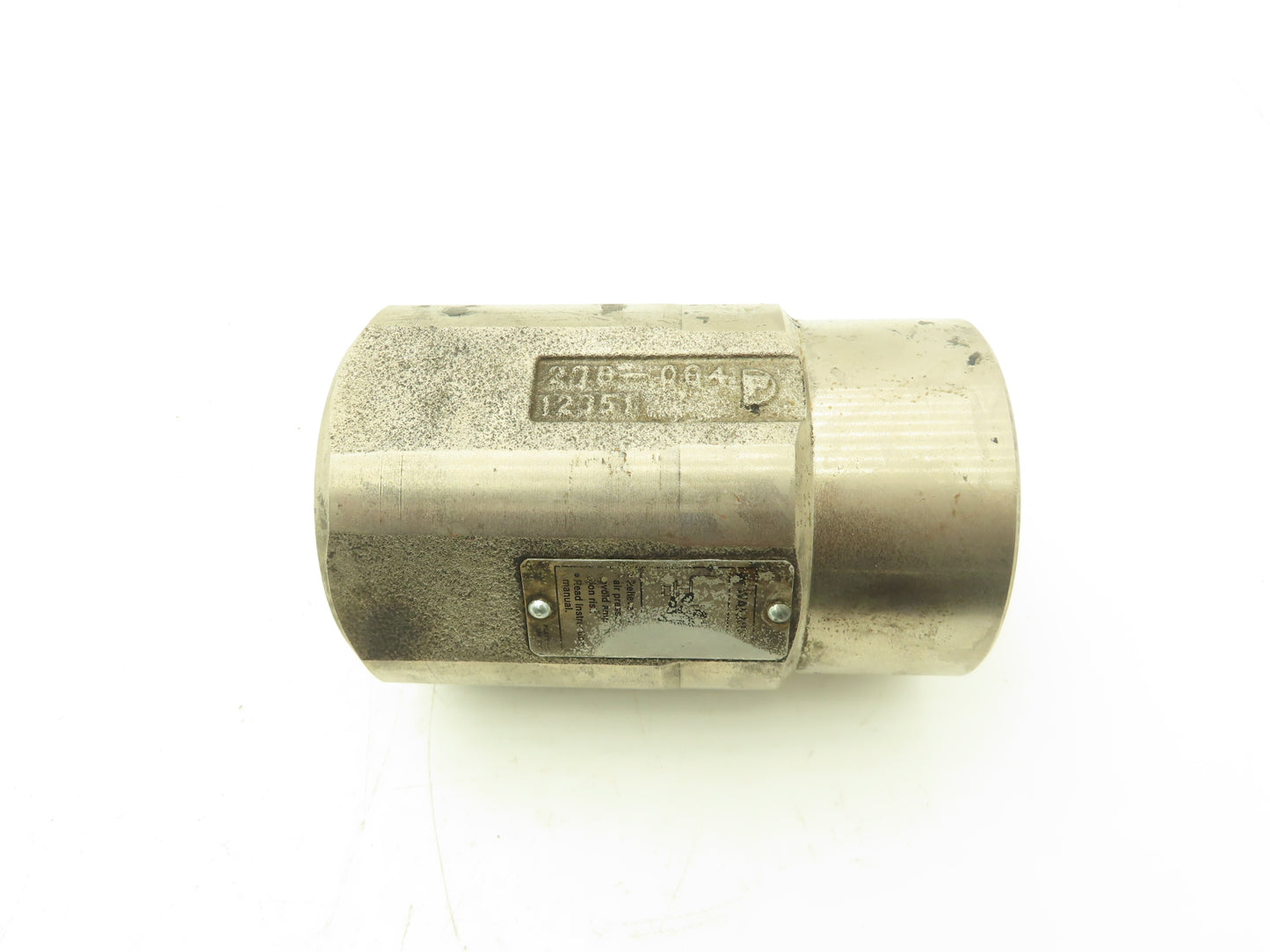 Graco 189442 Valve Housing for L200CS Check-Mate 200cc Severe Duty Pump