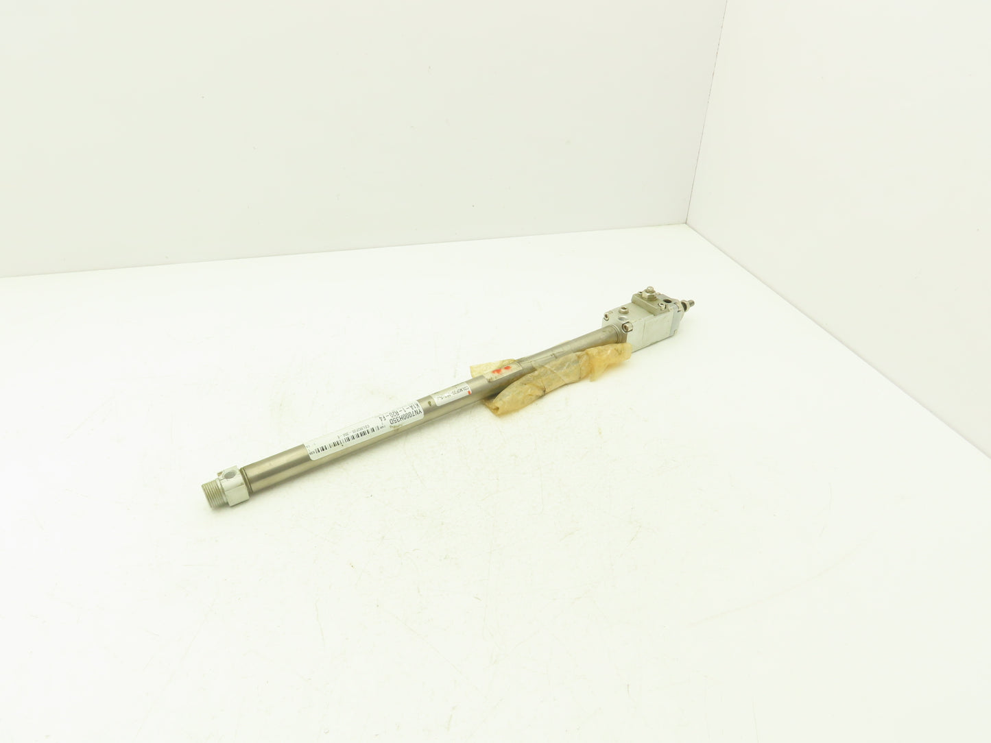 SMC CDLM2F20-350-E Pneumatic Air Cylinder 20mm Bore 350mm Stroke w/Fine Rod Lock