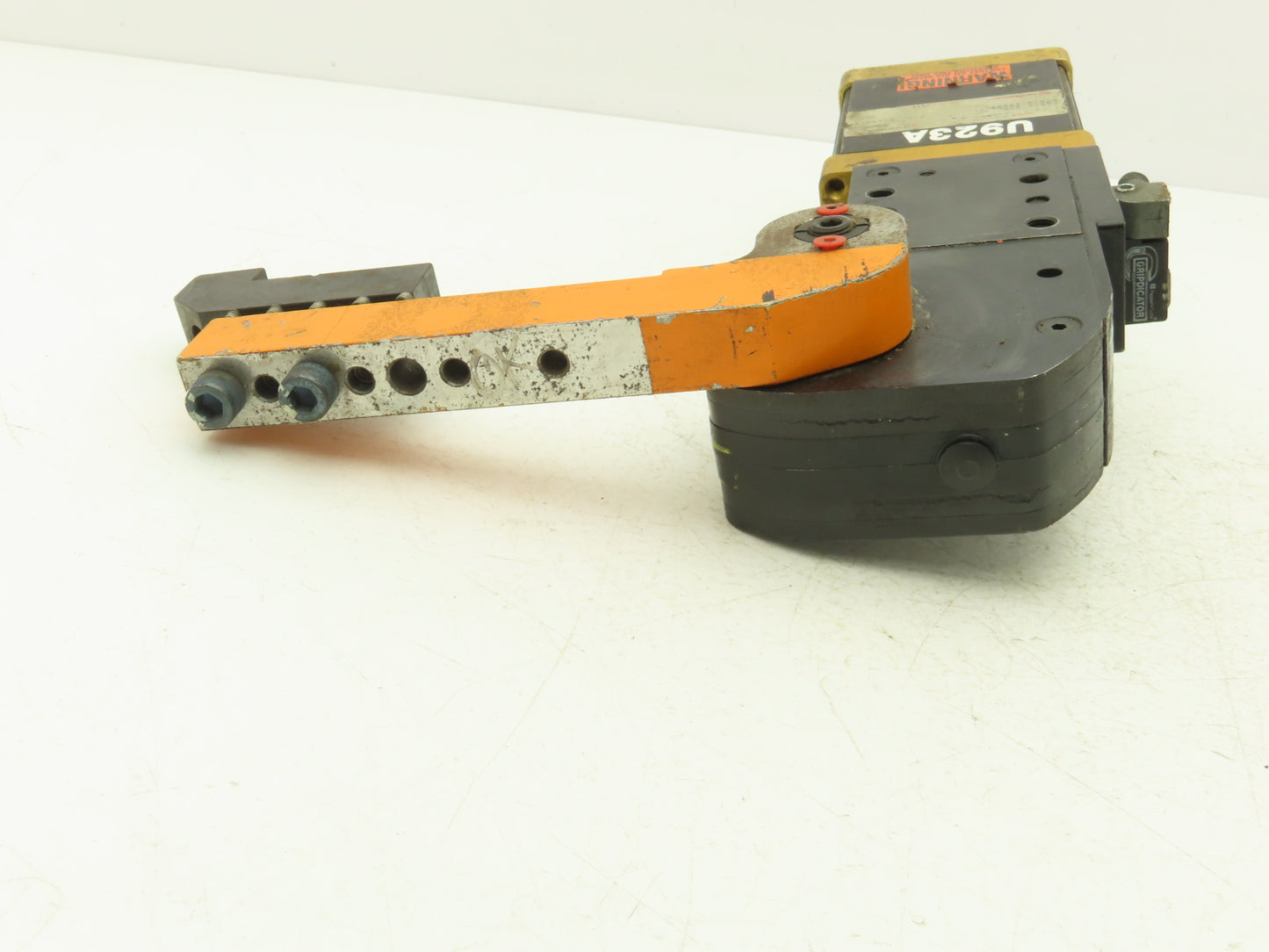 Norgren EC63D-A-1-X93M-90A-L-90-10-0 Pneumatic Power Clamp Arm EC63DA1X93M90A