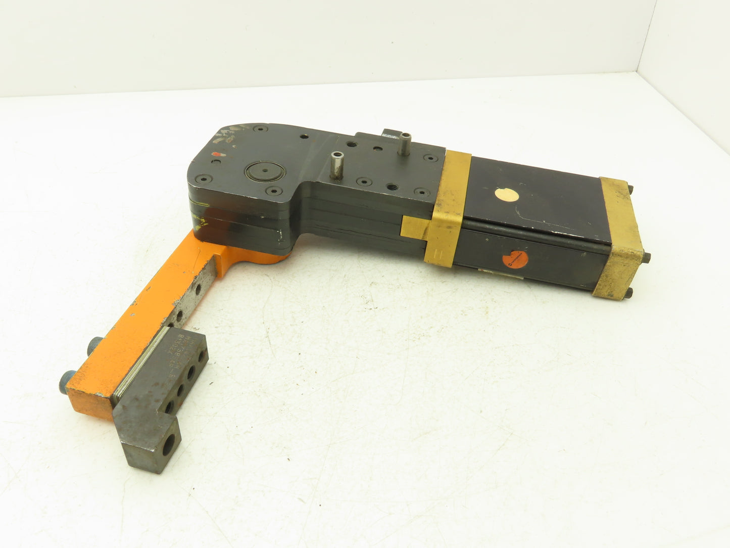 Norgren EC63D-A-1-X93M-90A-L-90-10-0 Pneumatic Power Clamp Arm EC63DA1X93M90A