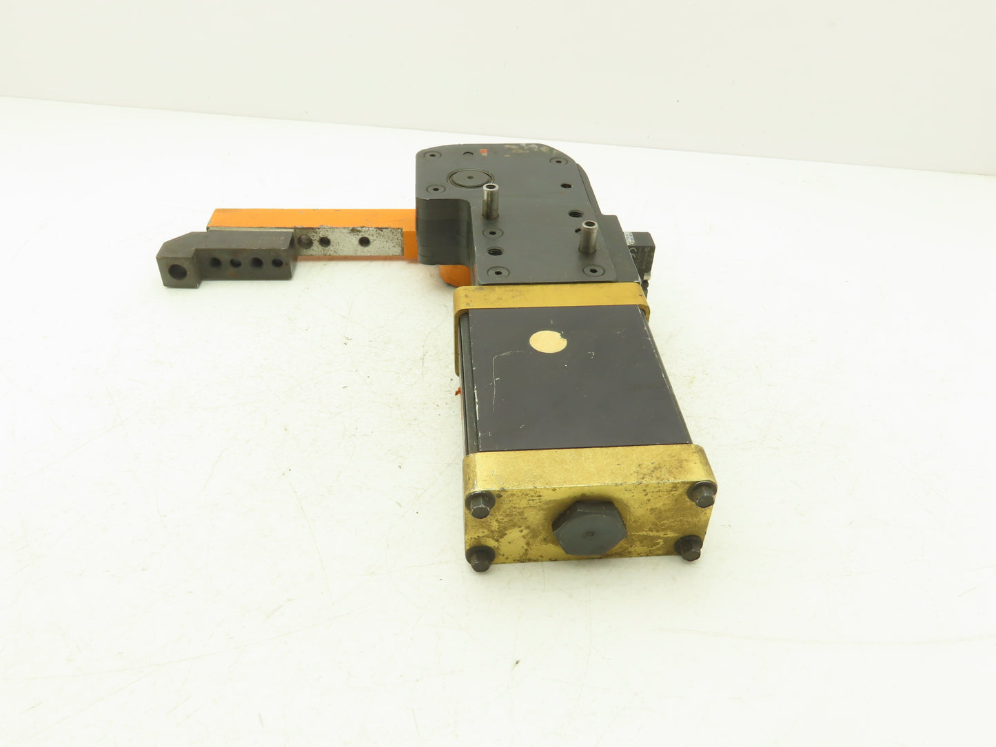 Norgren EC63D-A-1-X93M-90A-L-90-10-0 Pneumatic Power Clamp Arm EC63DA1X93M90A