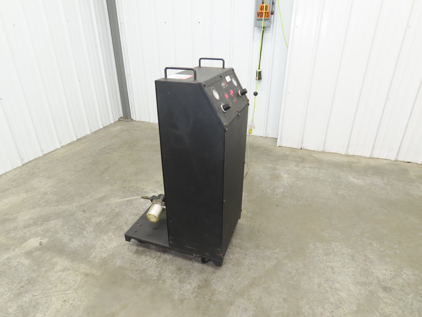 Mold-Vac MV10000 Plastic Injection Molding Vac System 24" HG 36 IN3/Sec 120V