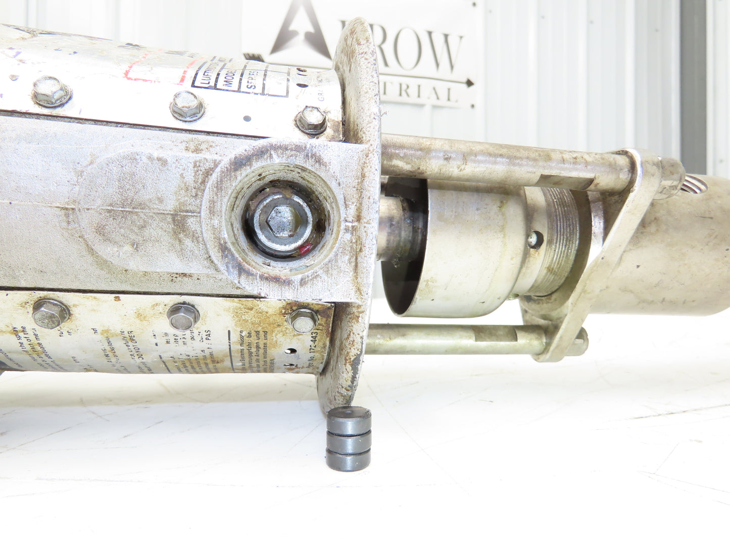 Graco 205-997 Monark Air Powered Transfer Pump Barrel Type 5:1 Ratio 2.5GPM