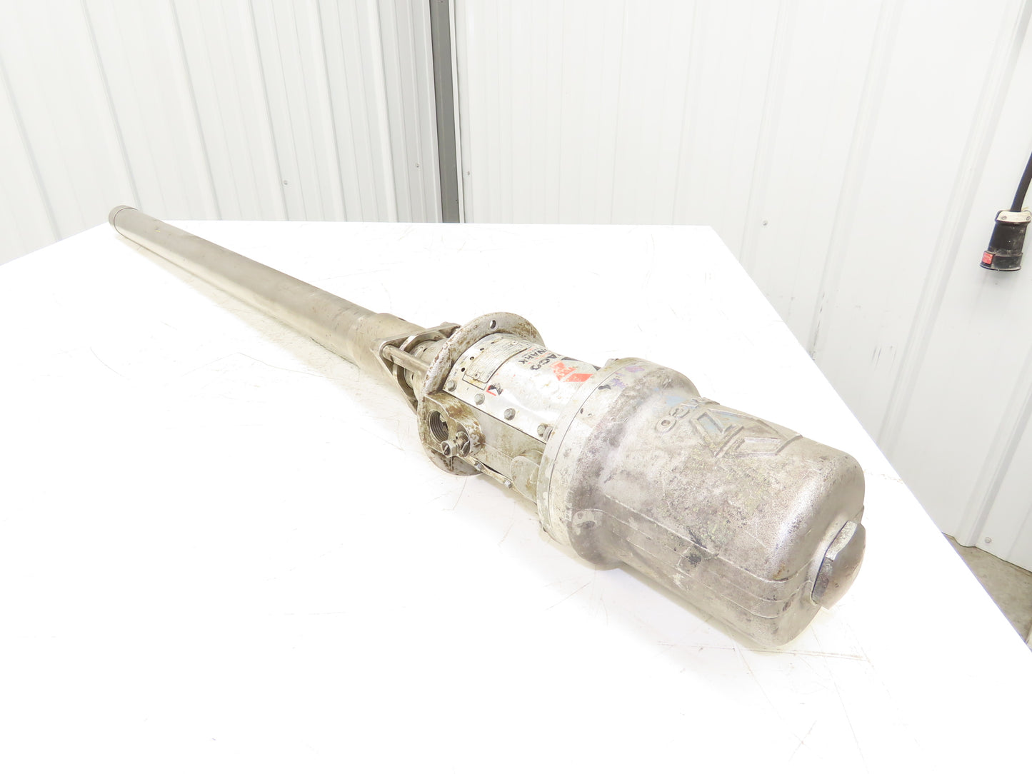 Graco 205-997 Monark Air Powered Transfer Pump Barrel Type 5:1 Ratio 2.5GPM