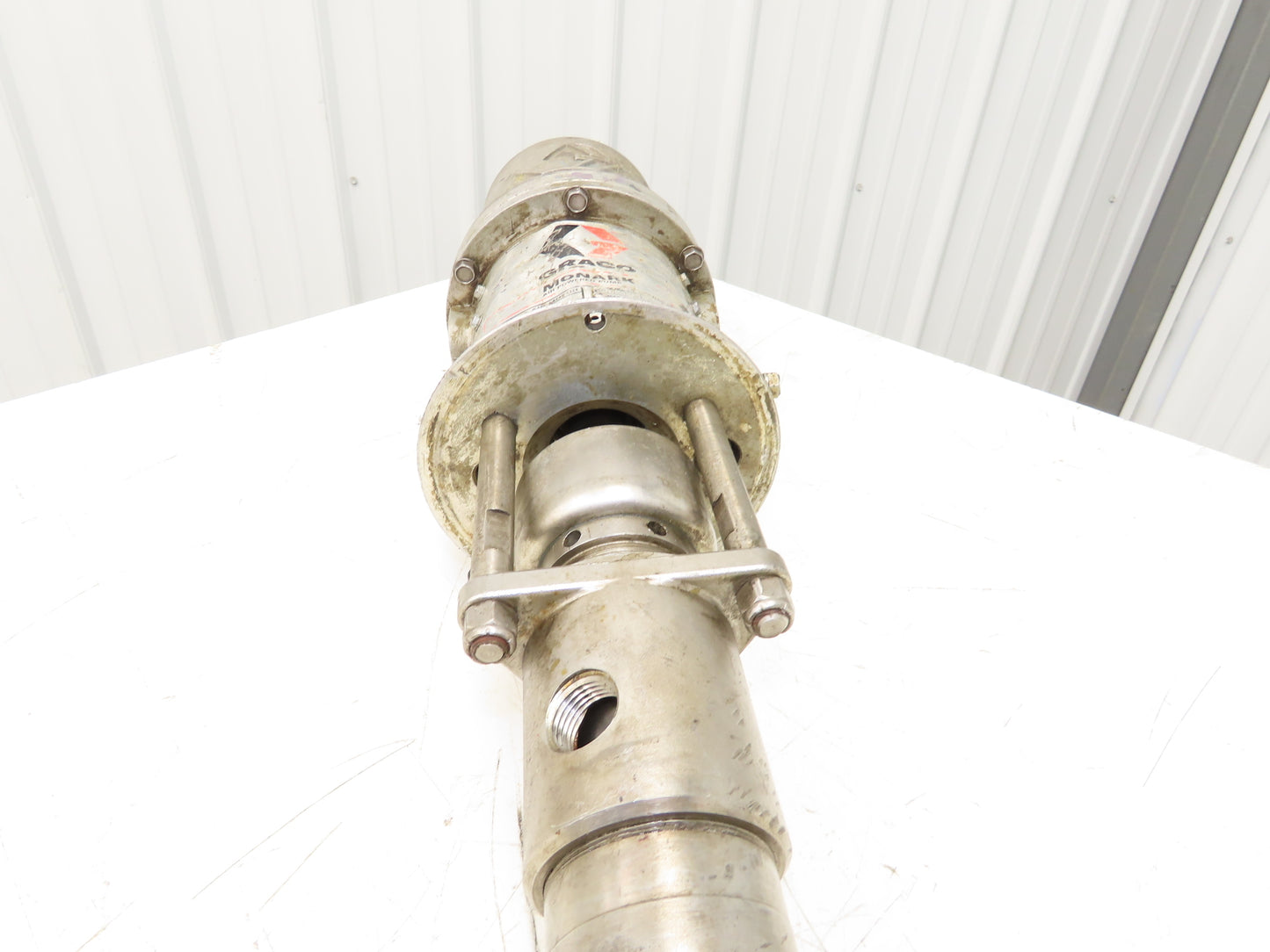 Graco 205-997 Monark Air Powered Transfer Pump Barrel Type 5:1 Ratio 2.5GPM