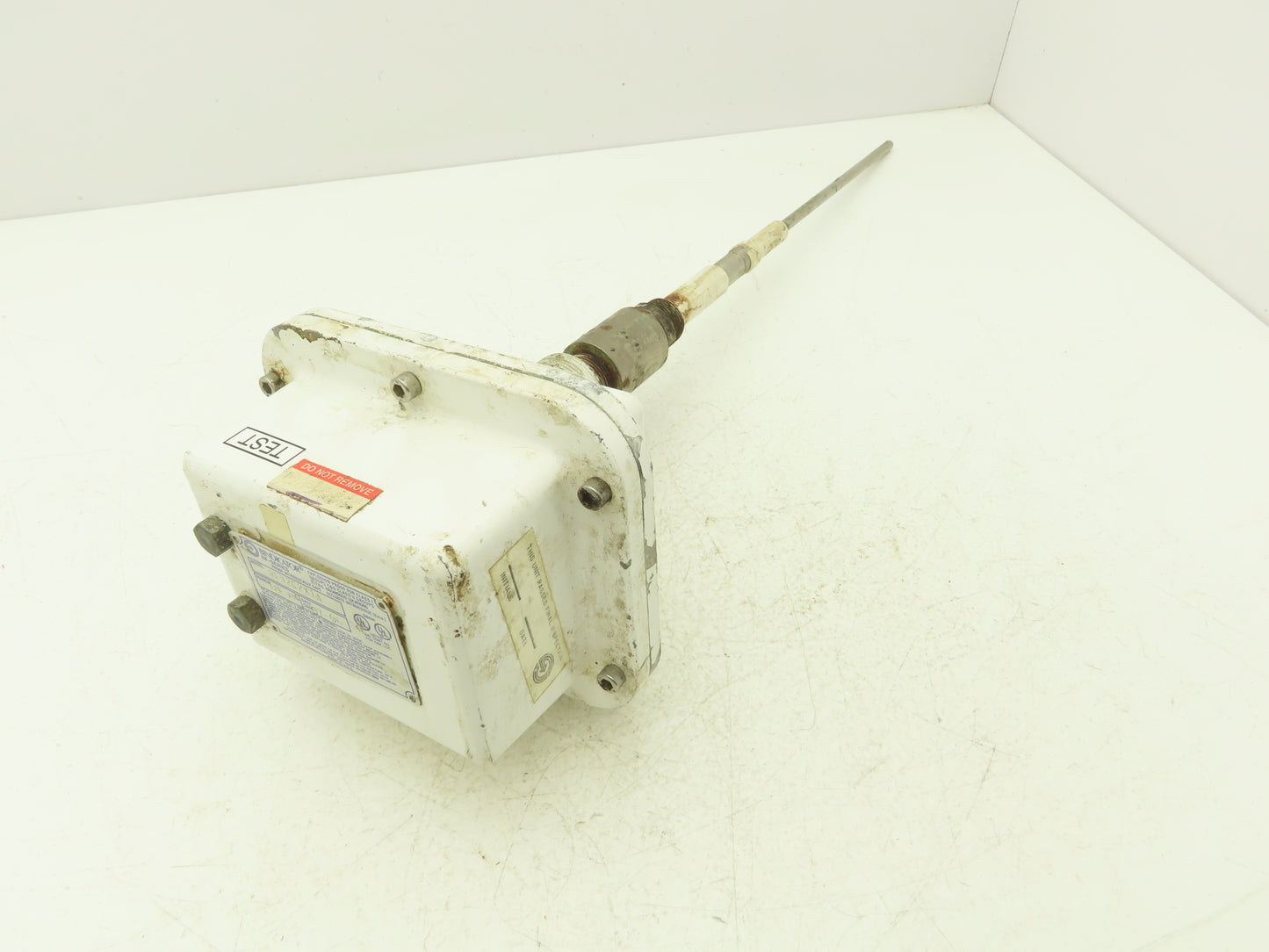 Bindicator RF92C2X1A Level Sensor Indicator 14"Probe 120V Explosion Proof