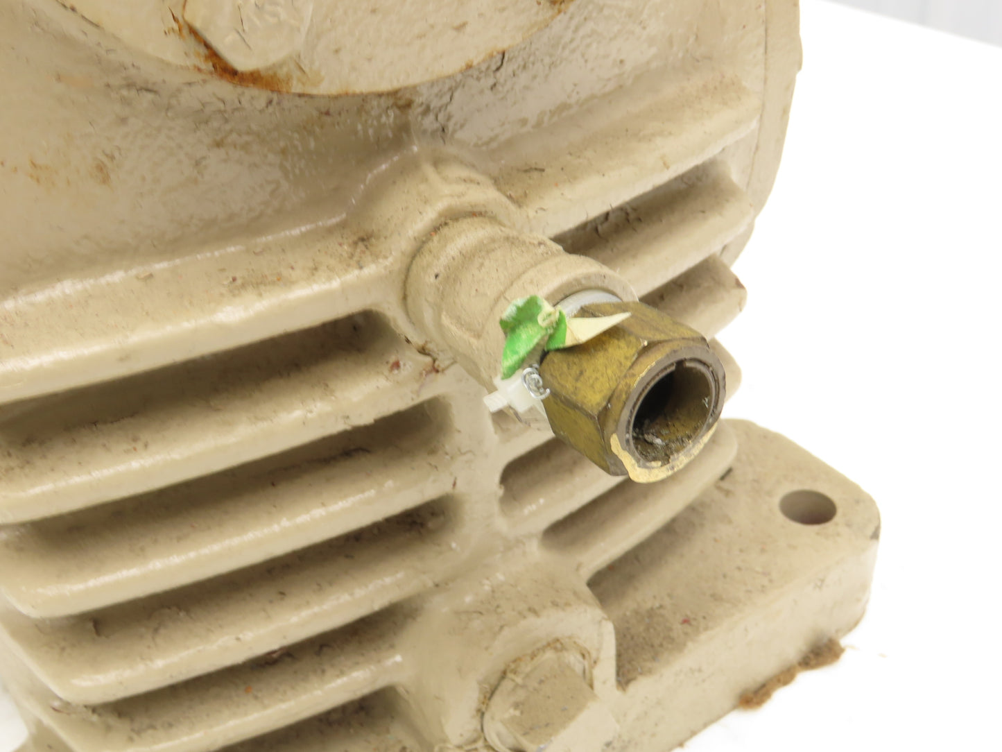 Cone Drive H035-2 Worm Gearbox 5:1 Reducer 350rpm 11.7Hp RH Output  *Seal Leak*