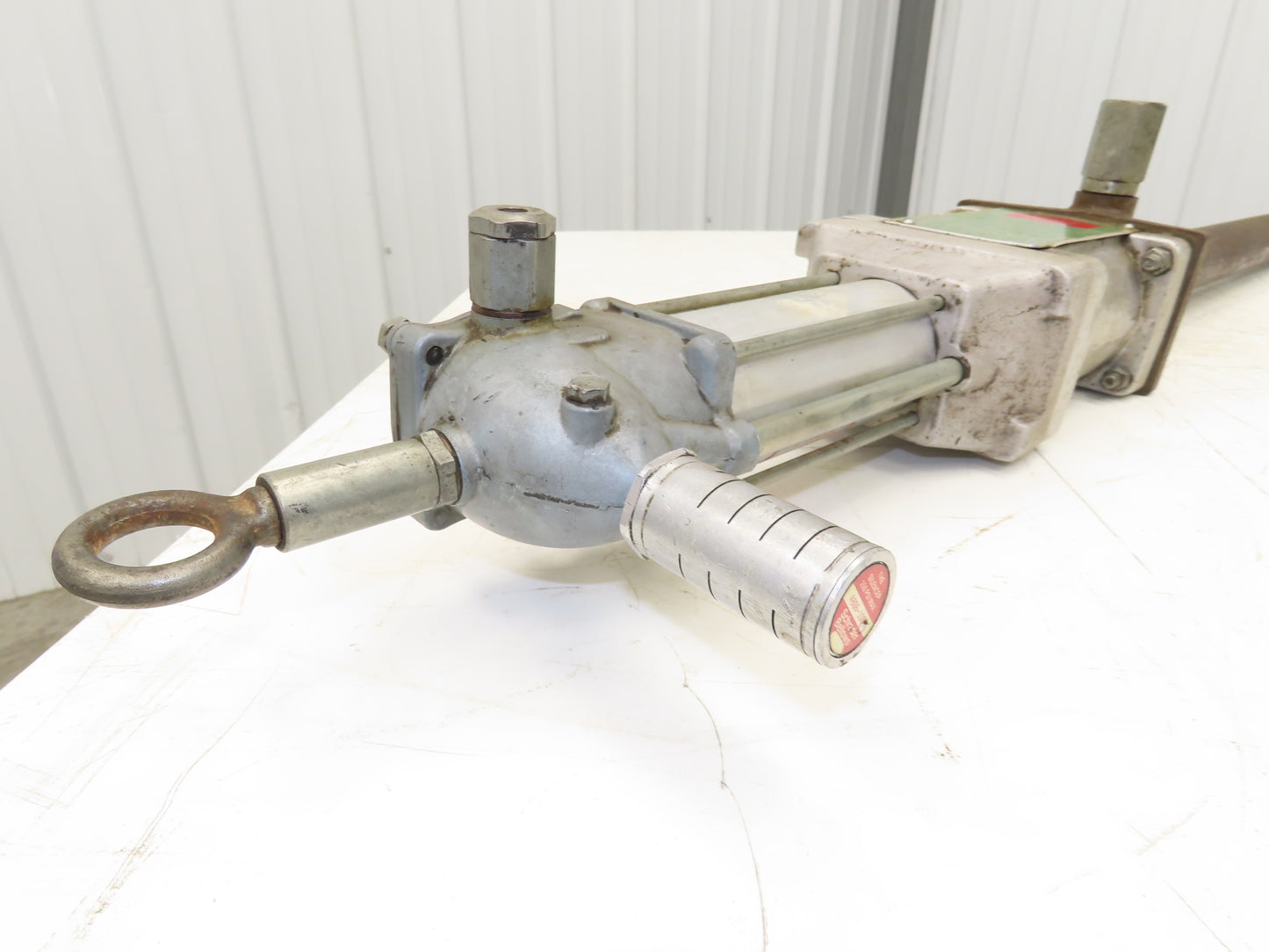 Lincoln 82970 Power Master Pneumatic Powered Oil/Grease Pump 12:1 55 Gal Drum